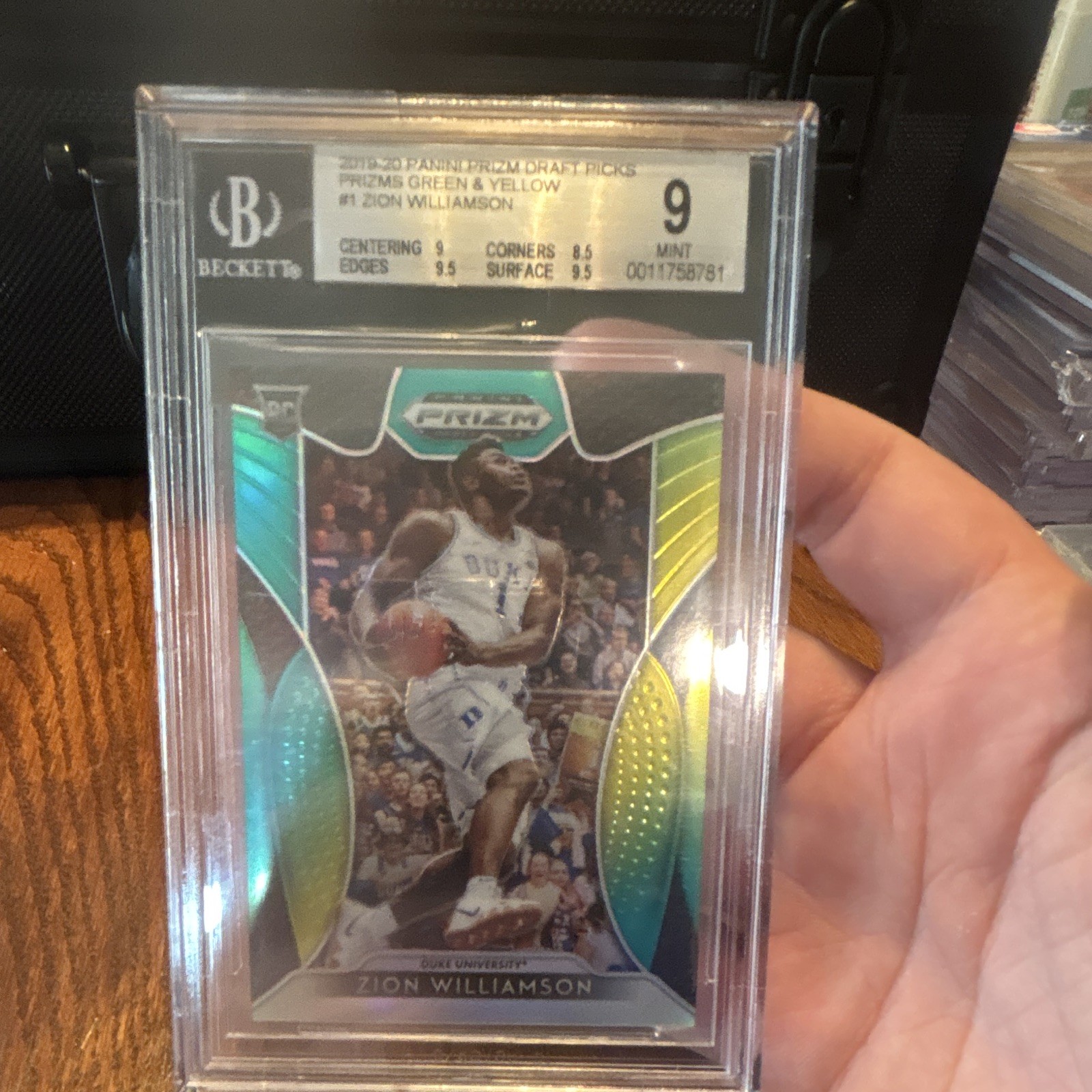 Panini 2019-20 Prizm Draft Picks Zion Williamson #1 Green/Yellow /249 BGS 9 Panini 2019-20 Prizm Draft Picks Zion Williamson #1 Green/Yellow /249 BGS 9
