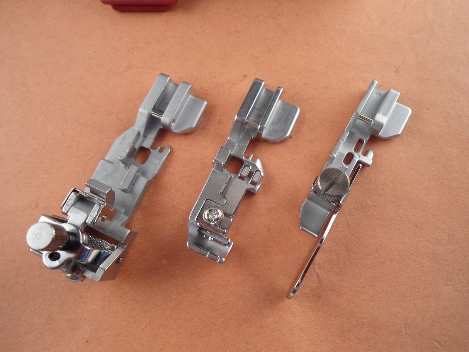 GENUINE 3 Foot Juki Serger Overlock MO623,MO644D,MO655,MO654DE,MO734DE,MO735