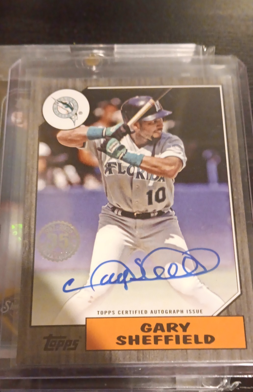 2022 Topps Update  1987 Topps Autographs Gary Sheffield #87BA-GS Black /199 (AU)