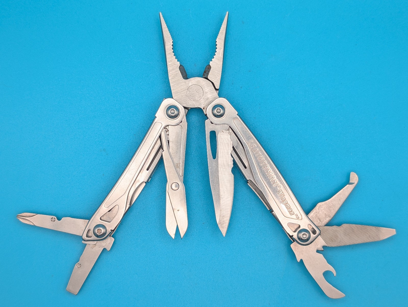 LEATHERMAN WINGMAN MULTI-TOOL FAST SHIPPING USED