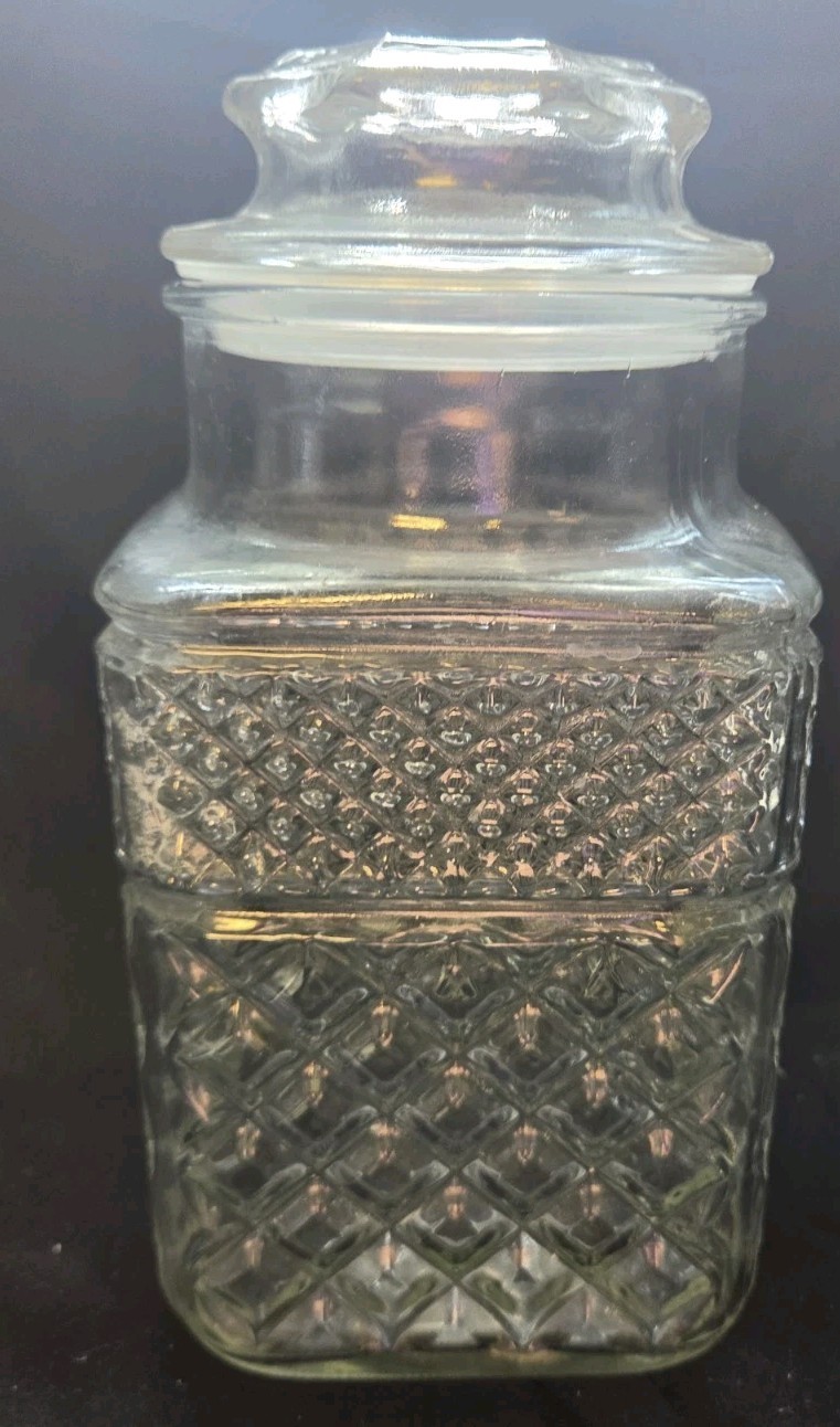 Vtg Anchor Hocking Square Wexford Apothecary Jar Canister & Starburst Lid 9” Vtg Anchor Hocking Square Wexford Apothecary Jar Canister & Starburst Lid 9”