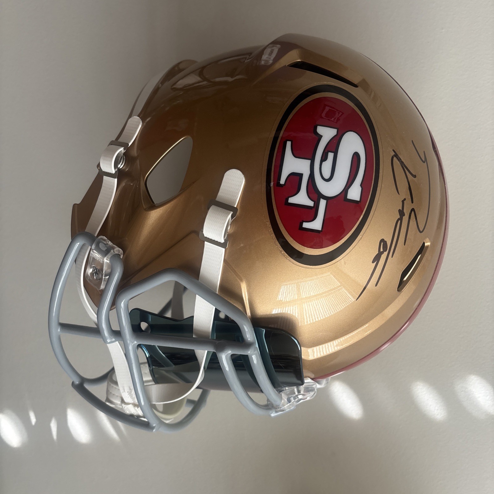 George Kittle Signed San Francisco 49ers Full Size Speed Helmet BECKETT COA George Kittle Signed San Francisco 49ers Full Size Speed Helmet BECKETT COA