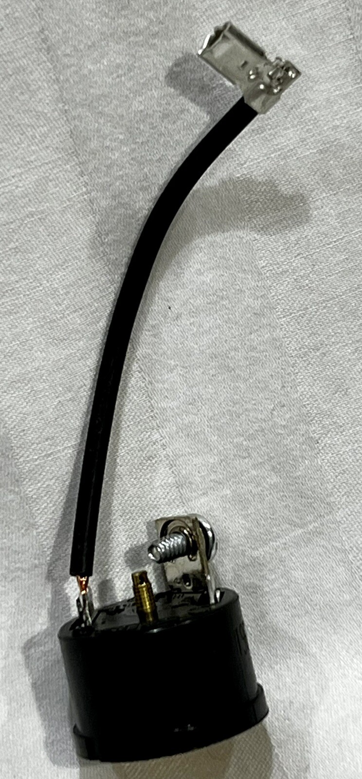 Tecumseh Thermal Overload Protector T96111-24-ZP (QTY:2) 2 For The Price Of 1 Tecumseh Thermal Overload Protector T96111-24-ZP (QTY:2) 2 For The Price Of 1