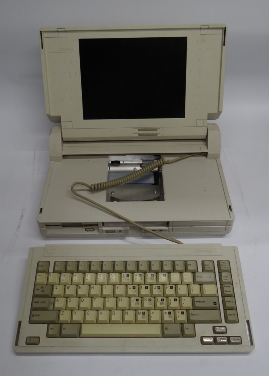Compaq SLT386s/20 Model 2680A - Untested, For Parts or Repair