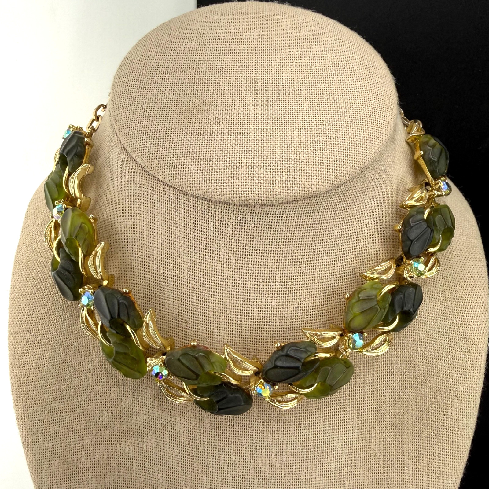 Vintage Thermoset Necklace Gold Tone Fall  Green Leaf Rhinestone Adjustable 14”