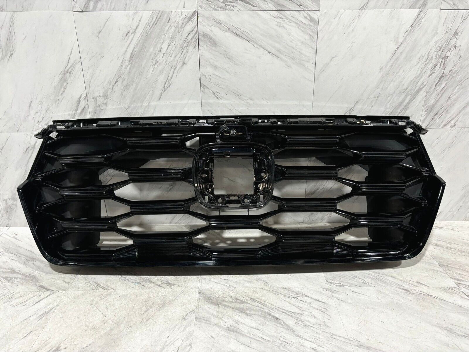 2023-2024 HONDA PILOT GRILLE ASSEMBLY OEM FRONT MAIN GRILL 71124-T90-A0A1