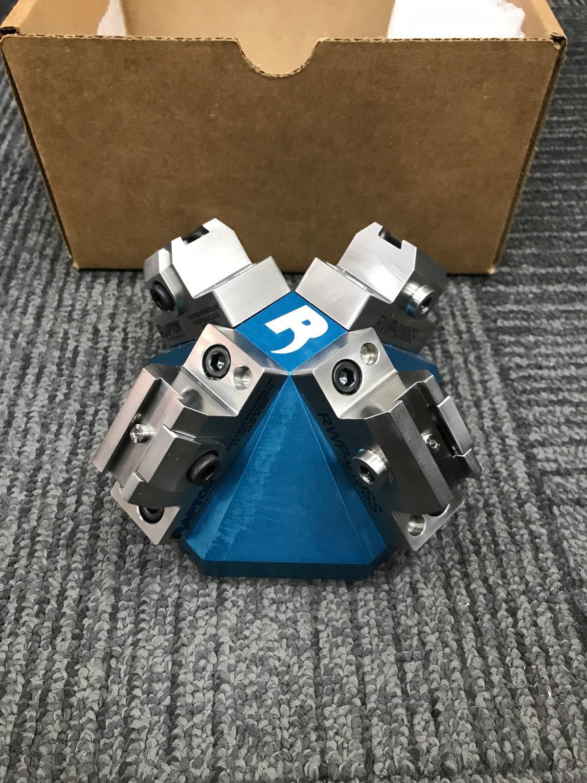 Raptor RWP-019-4X45T, Pyramidal, 45 Degree Workholding Fixture Raptor RWP-019-4X45T, Pyramidal, 45 Degree Workholding Fixture