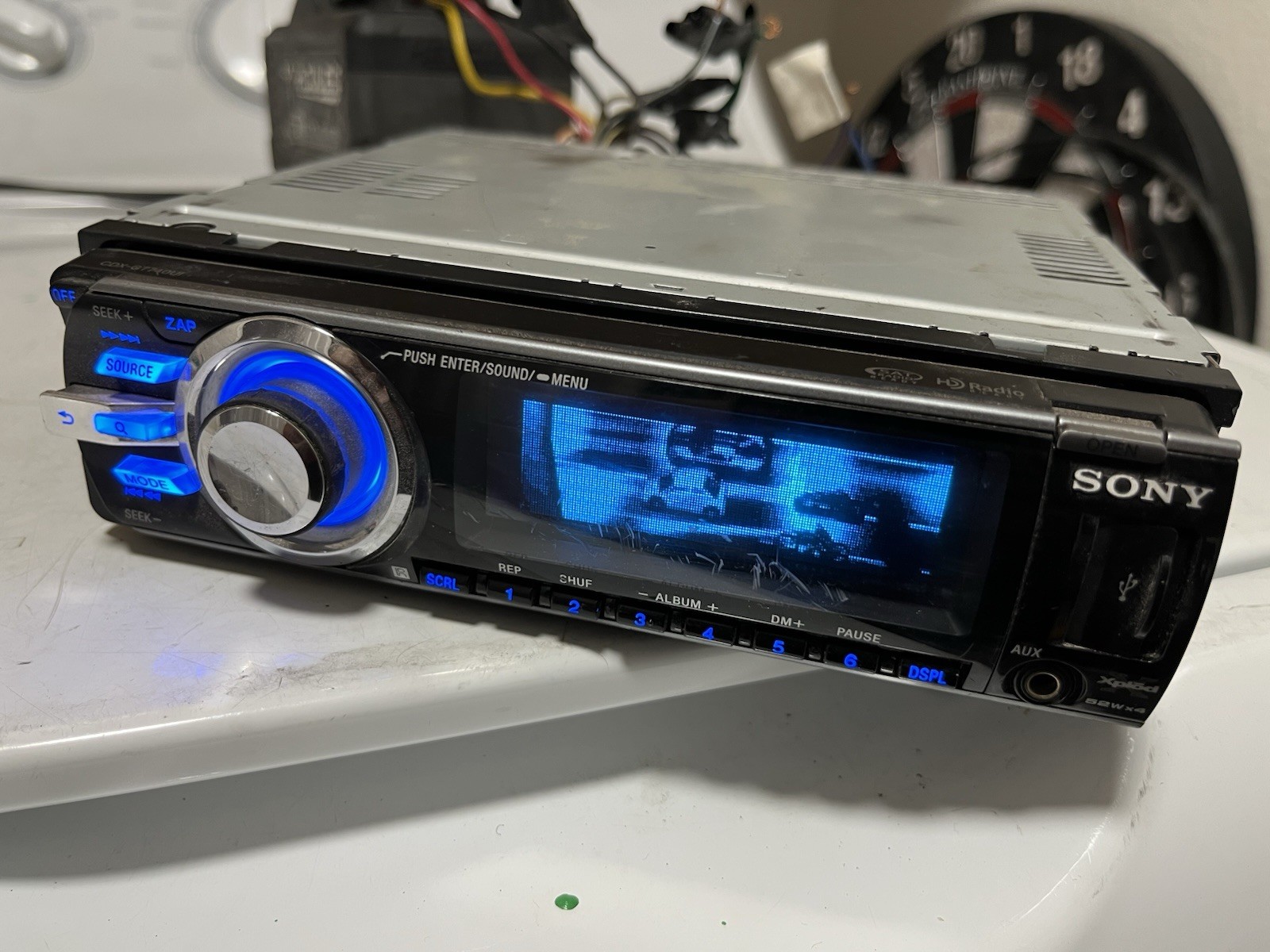 Sony CDX GT740UI Car Stereo Receiver Tested Working Sony CDX GT740UI Car Stereo Receiver Tested Working