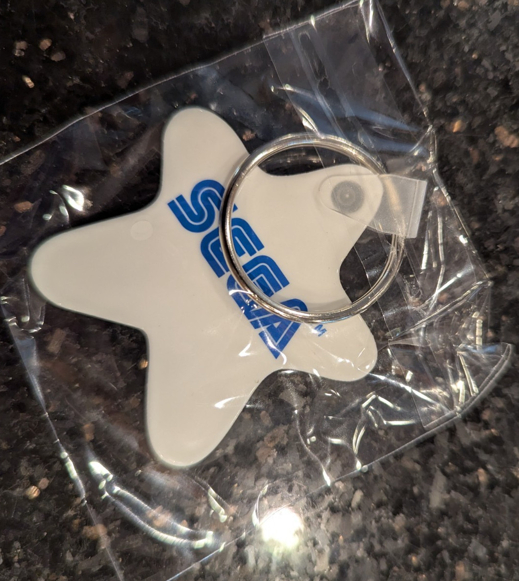 Vintage SEGA electronic Video arcade Game Console PROMO LOGO KEYCHAIN SEALED