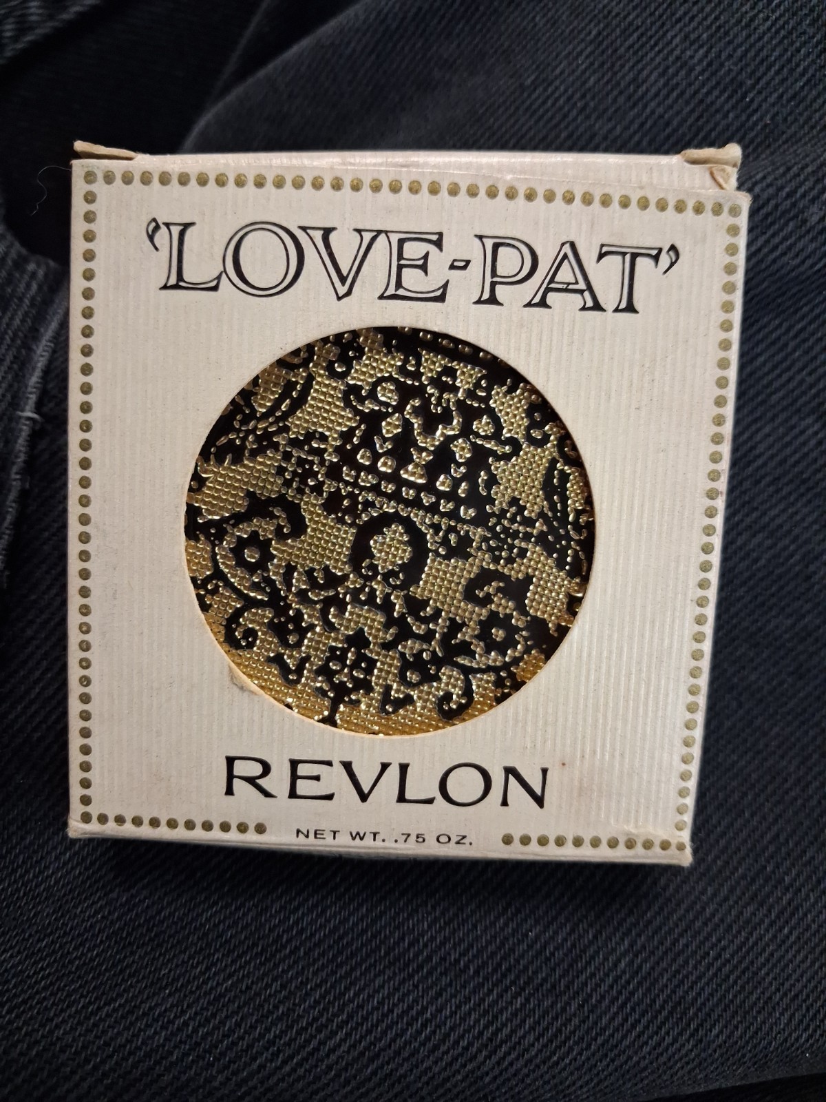 Vintage Revlon Love-Pat Misty Rose Compact Pressed Powder With Box And Puff NOS Vintage Revlon Love-Pat Misty Rose Compact Pressed Powder With Box And Puff NOS