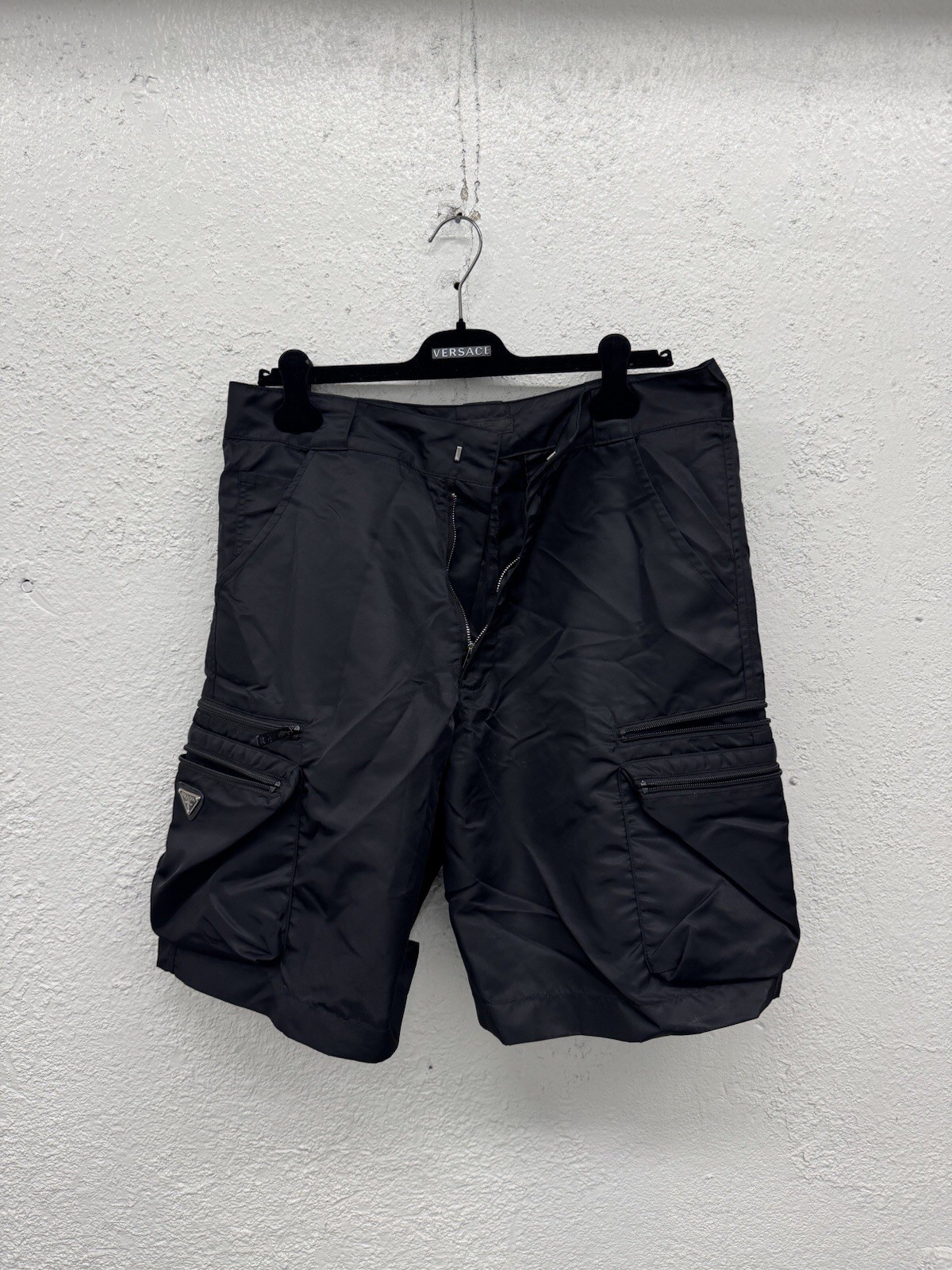 Prada Vintage Men\'s Gray Nylon Cargo Shorts Waist 36 P19 Prada Vintage Men\'s Gray Nylon Cargo Shorts Waist 36 P19