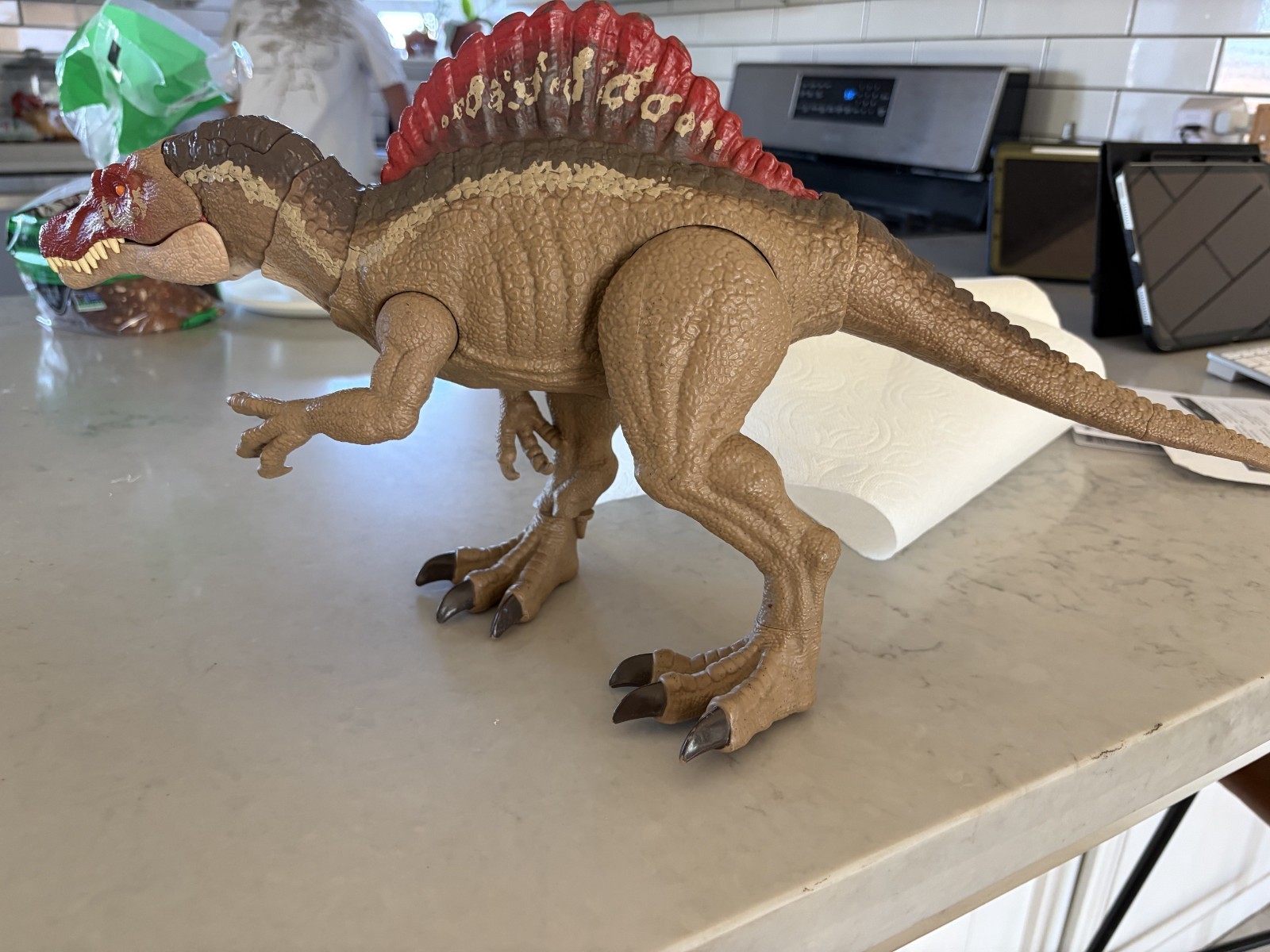 Mattel Extreme Chompin 15.7 inch Spinosaurus Action Figure - HCG54 Mattel Extreme Chompin 15.7 inch Spinosaurus Action Figure - HCG54