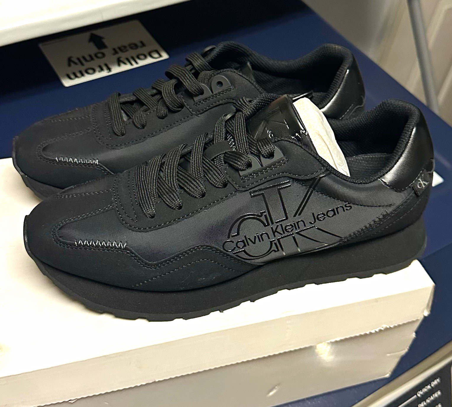 Calvin Klein Jeans Men\'s Black CK Logo Lace-Up Low Top Athletic Sneakers Calvin Klein Jeans Men\'s Black CK Logo Lace-Up Low Top Athletic Sneakers