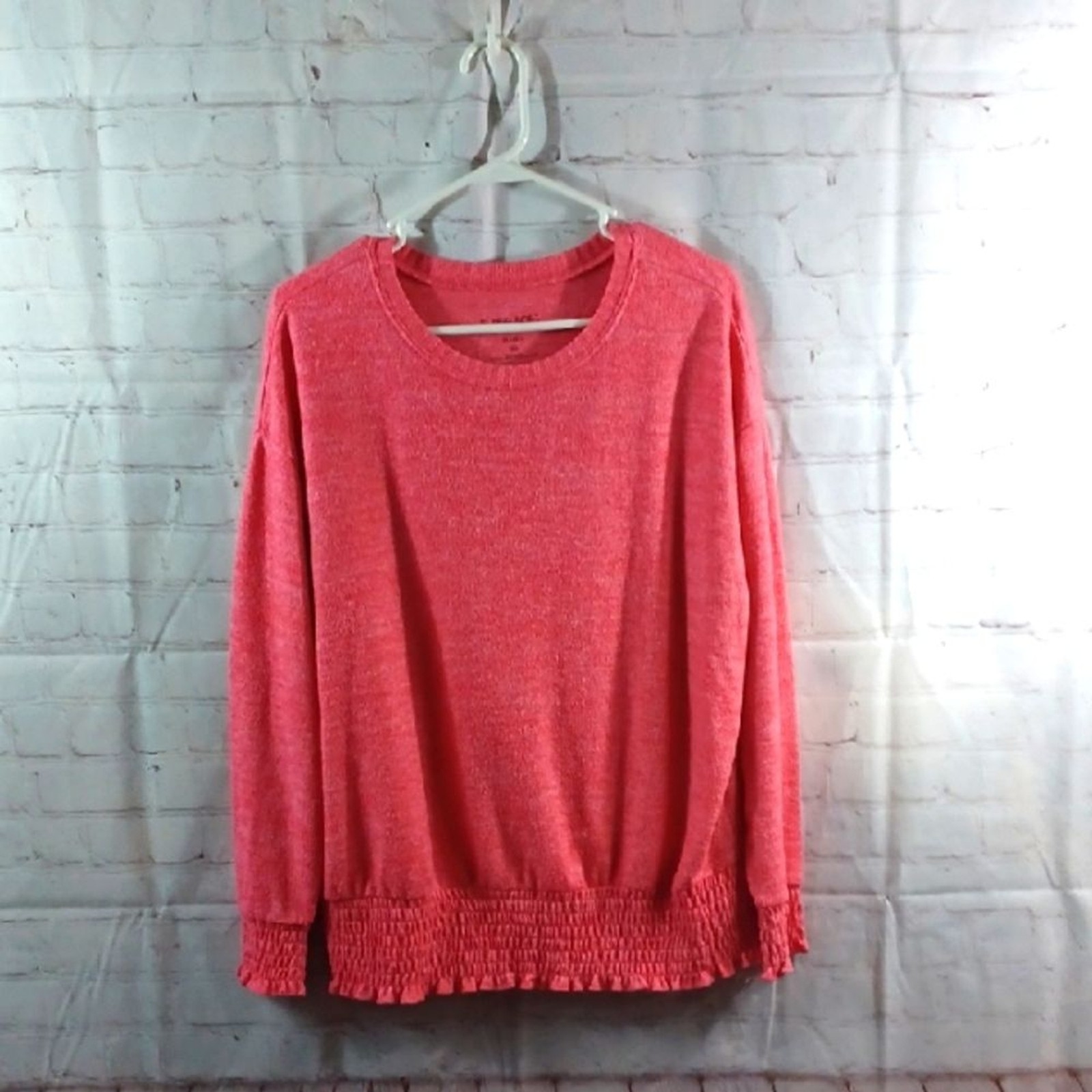 Torrid Super Soft Baggy Coral Ruffled Lounge WearTop - 0 = L -XL Torrid Super Soft Baggy Coral Ruffled Lounge WearTop - 0 = L -XL