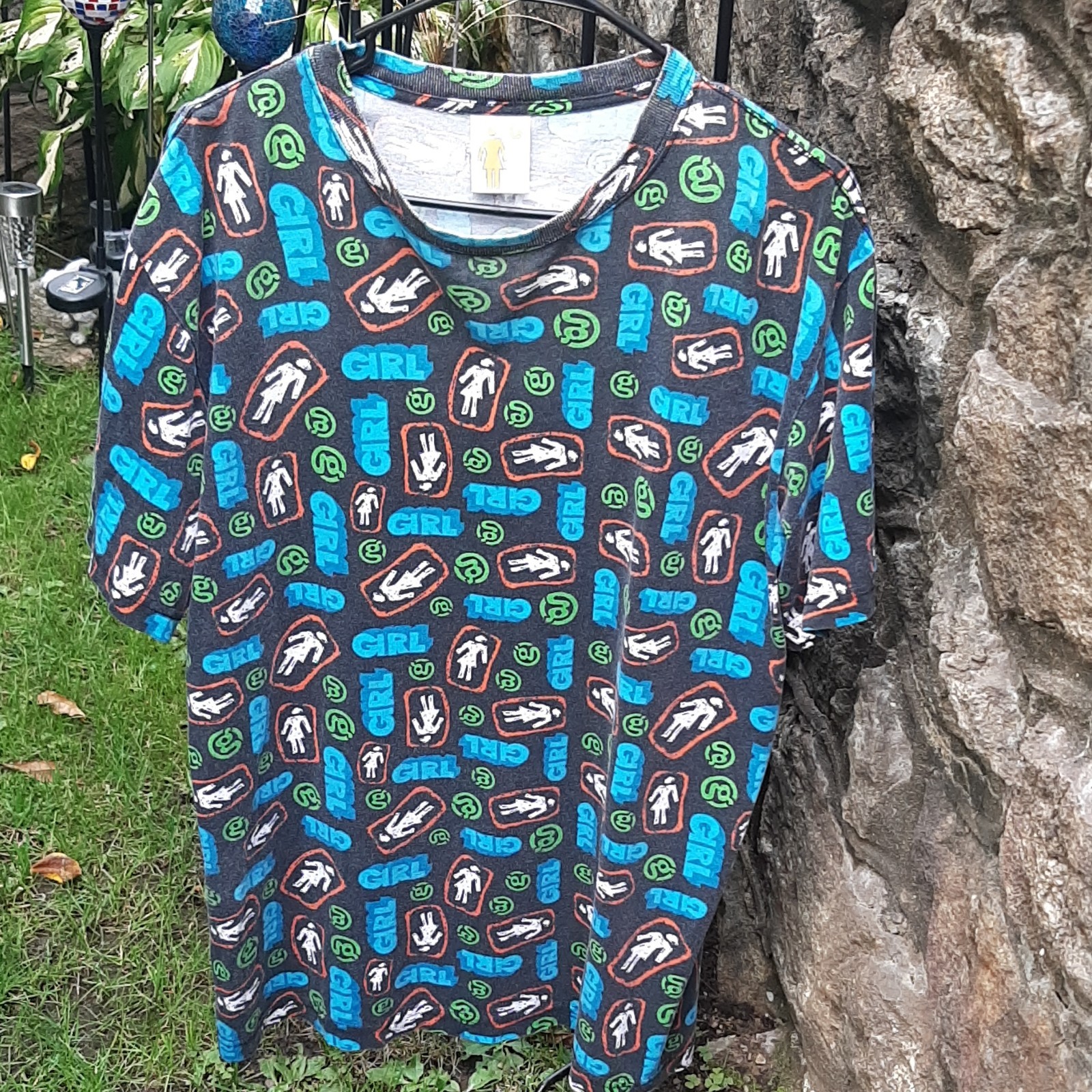 Rare Y2K All Over Graphic Print Skateboarding TShirt Brand:Girl Rare Y2K All Over Graphic Print Skateboarding TShirt Brand:Girl