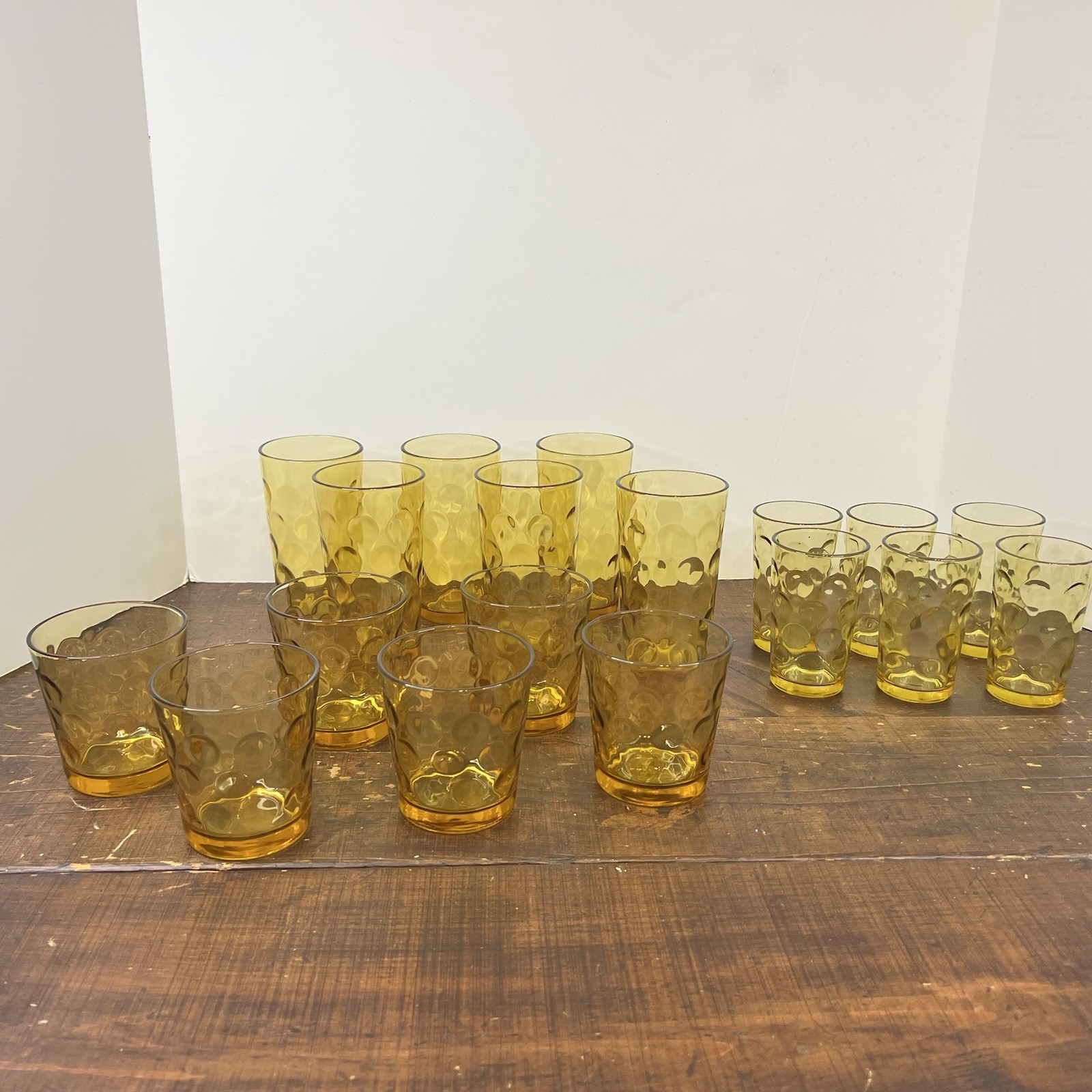 Set Of  18 Vintage MCM Glasses