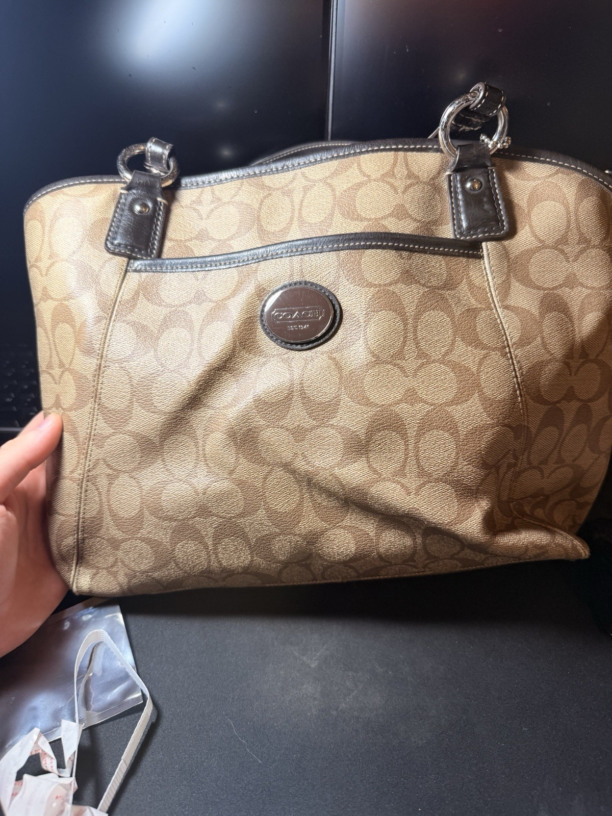 Coach Peyton Signature Shoulder Tote Bag (Style F19816)