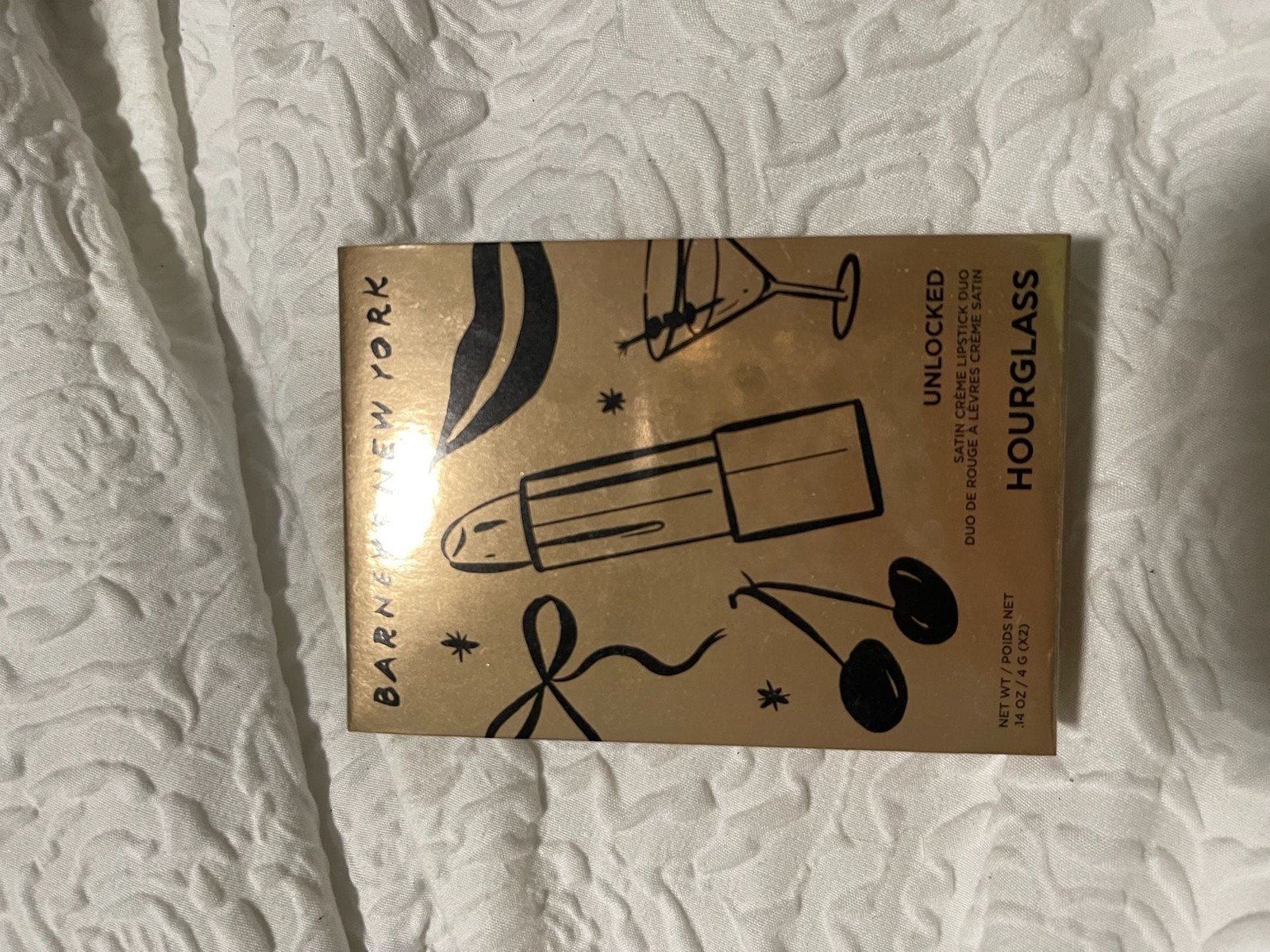 Hourglass x Barneys New York Unlocked Satin Crème Lipstick Duo (Oasis and Wave) Hourglass x Barneys New York Unlocked Satin Crème Lipstick Duo (Oasis and Wave)