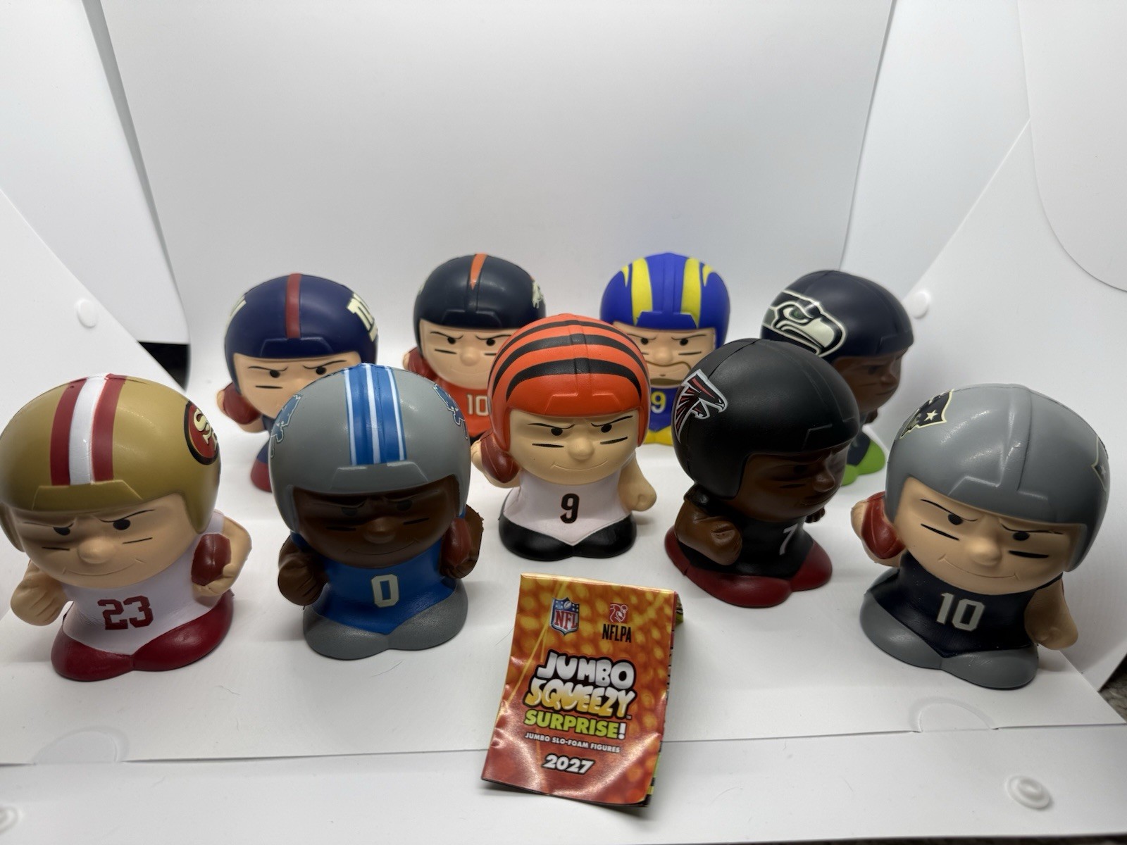 2027 NFL Jumbo SqueezyMates Individual Players With Capsule - Choose ur favs