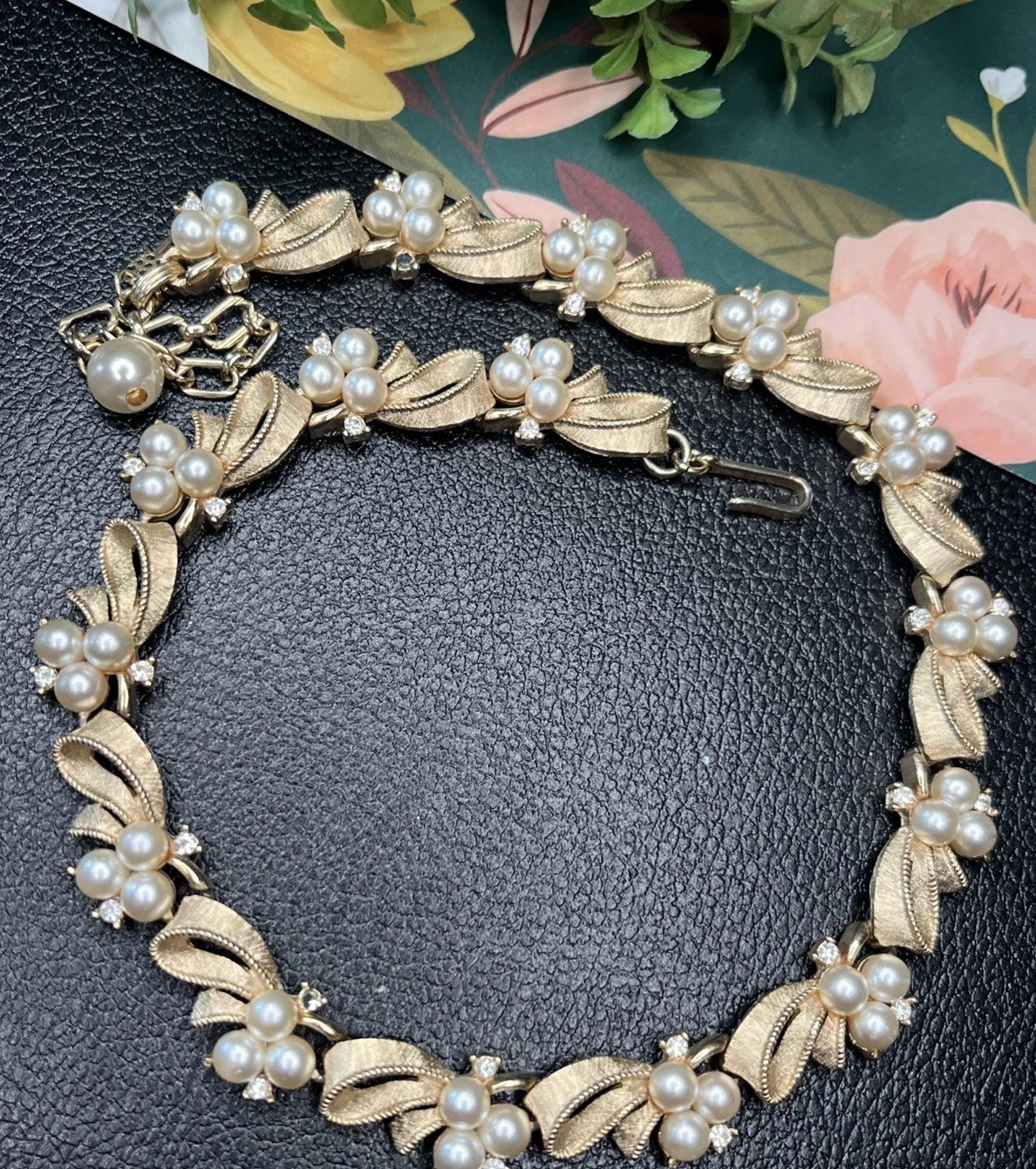 Vintage Signed CROWN TRIFARI Faux Pearl Gold Tone Rhinestone Necklace