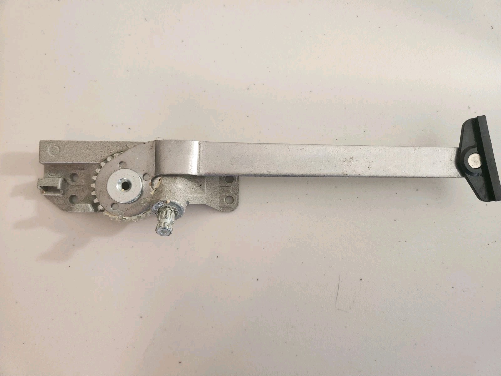 Pella Egress Window Operator Casement Awning Windows Right Handed 8 Inch Arm