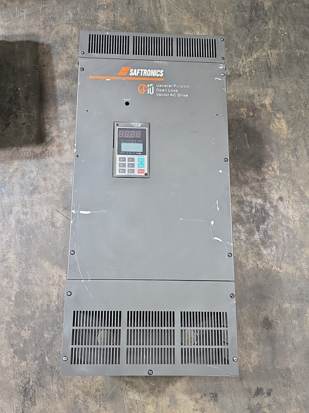 SAFTRONICS GP10E9ST34050B1 / GP10E9ST34050B1 GP104050-9 50 HP Vector AC Drive SAFTRONICS GP10E9ST34050B1 / GP10E9ST34050B1 GP104050-9 50 HP Vector AC Drive