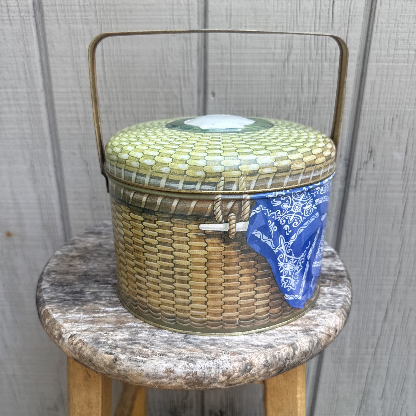 Vintage 1992 Weeds Nantucket Lightship Basket Tin Geo P Davis B.F. Dilts RARE Vintage 1992 Weeds Nantucket Lightship Basket Tin Geo P Davis B.F. Dilts RARE