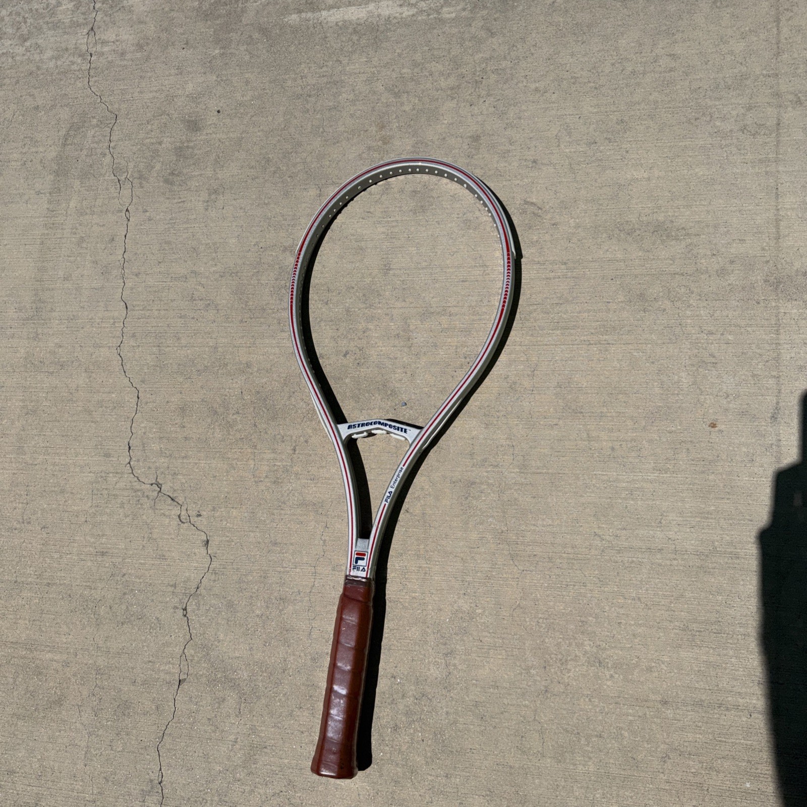 Vintage Rare Fila Discovery Astroceramic Tennis Racquet 4 3/8 Silver USA Vintage Rare Fila Discovery Astroceramic Tennis Racquet 4 3/8 Silver USA
