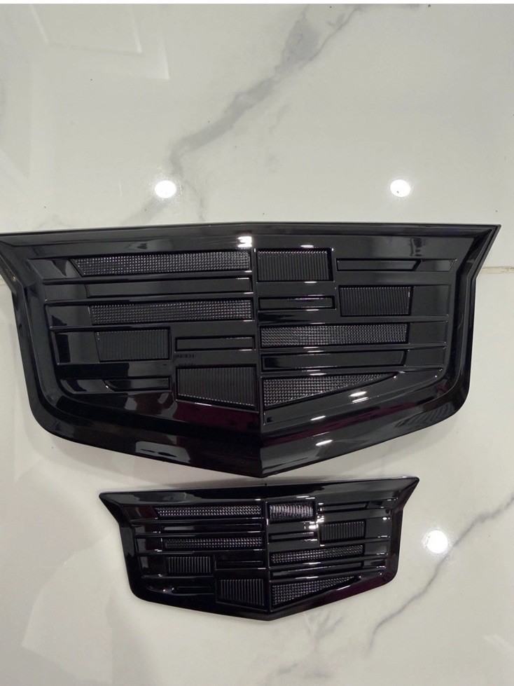 2020 - 2024 Cadillac CT5 2020 - 2021 CT4 SET Crest Emblem OEM 84552880 2020 - 2024 Cadillac CT5 2020 - 2021 CT4 SET Crest Emblem OEM 84552880