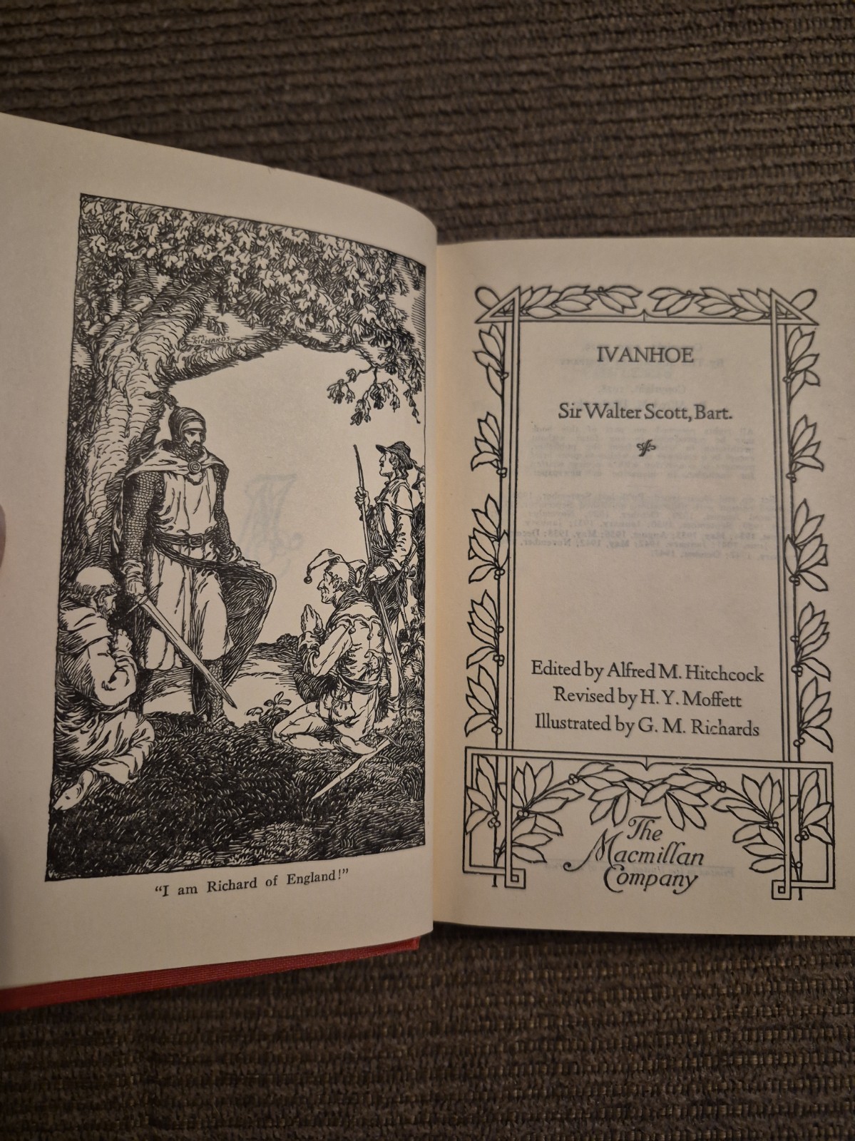  1947 Ivanhoe, Sir Walter Scott, Macmillan Pocket Classics HC Vintage 