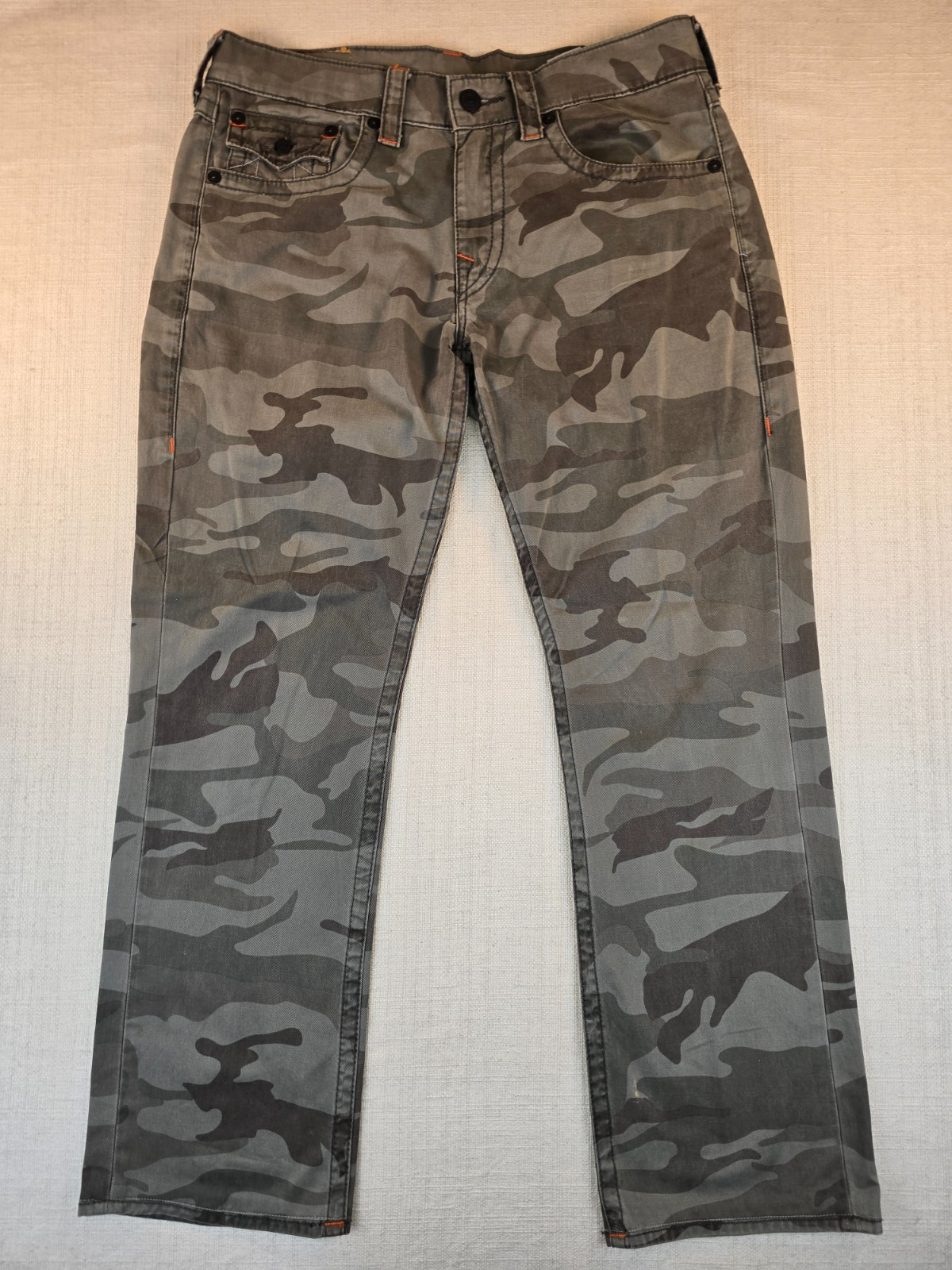 34 True Religion World Tour Straight Leg Jeans Gray Camo Men\'s Gently worn