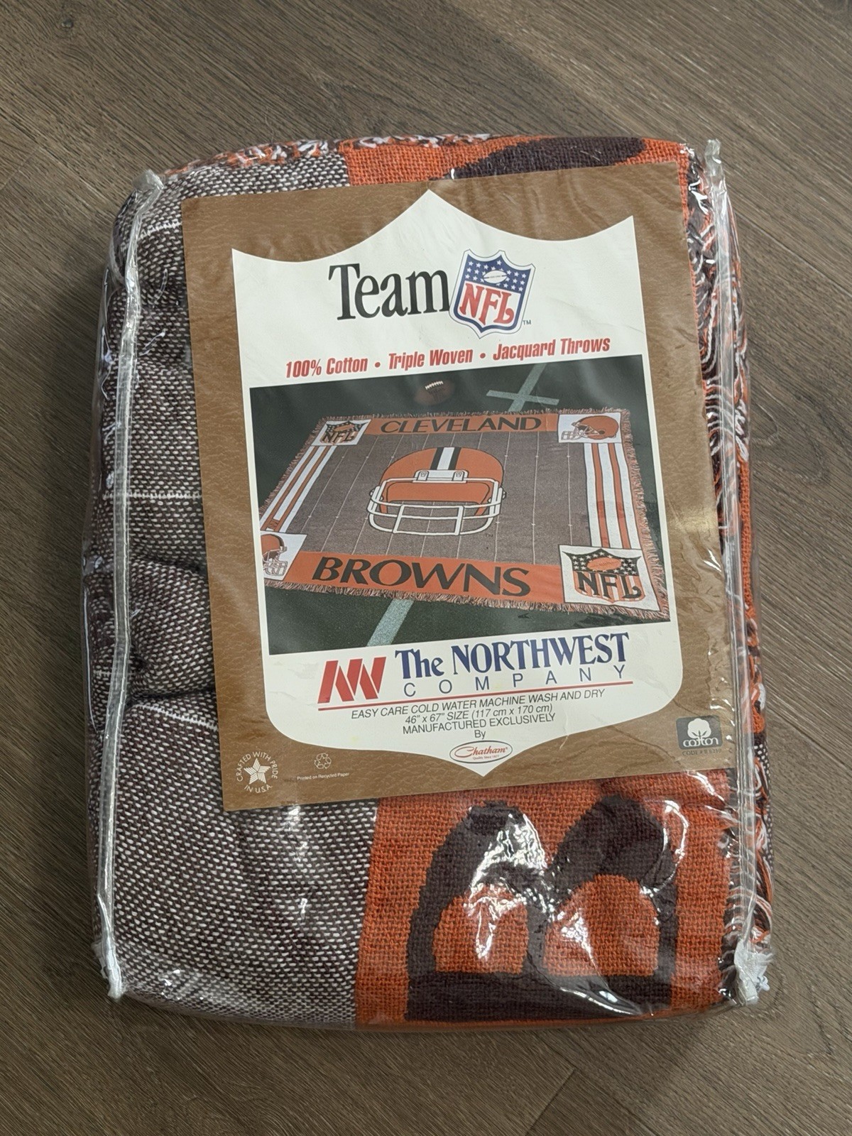 Vintage Cleveland Browns NFL Woven Throw Blanket 46x67 New in Package