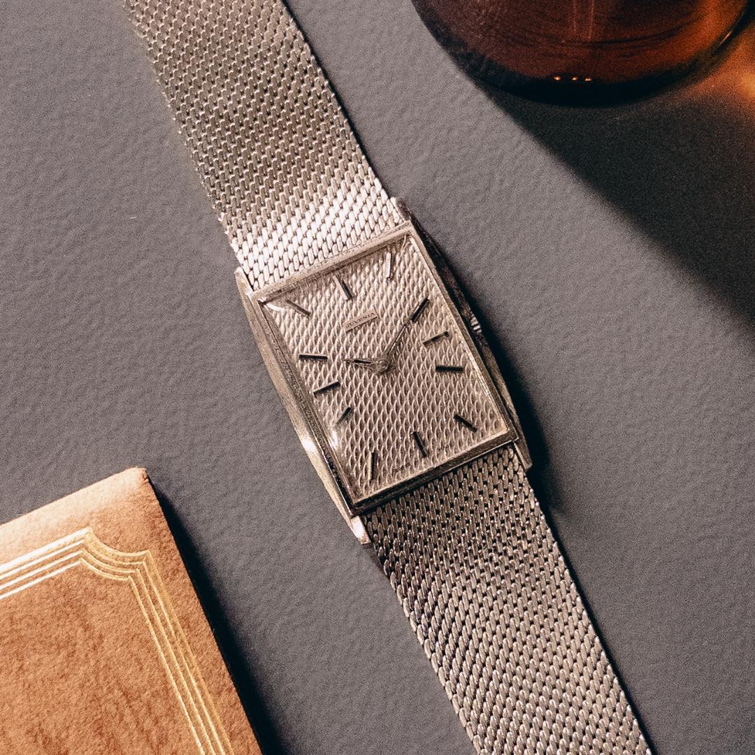 Juvenia Vintage Manual Wind Dress Watch Silver Dial Mesh Band Used Authentic Juvenia Vintage Manual Wind Dress Watch Silver Dial Mesh Band Used Authentic