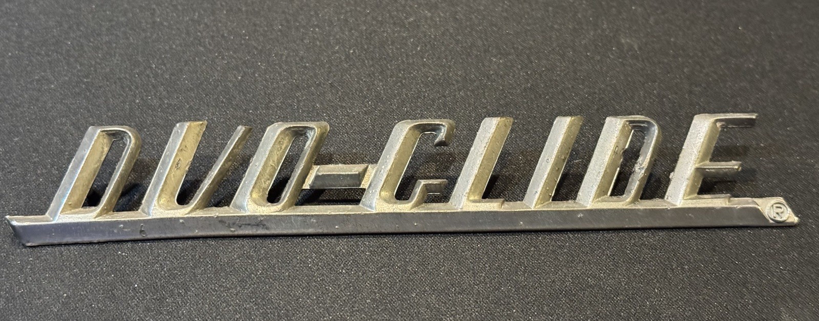 1 xOriginal Harley Davidson Front Fender Badge Emblem Duo Glide Panhead 59195-58