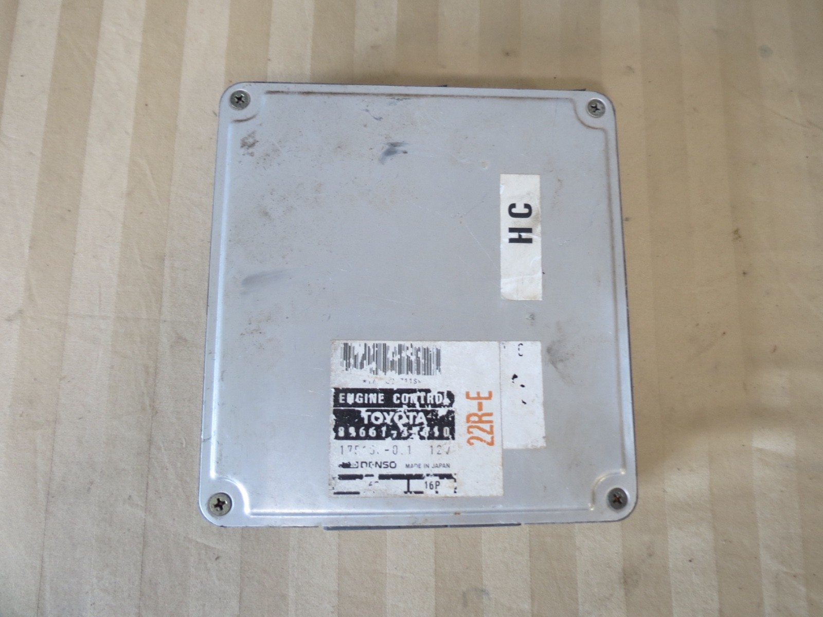 91-92 Toyota Truck Pickup 2.4L Engine Control Unit DENSO 89661-35610 175600-0711