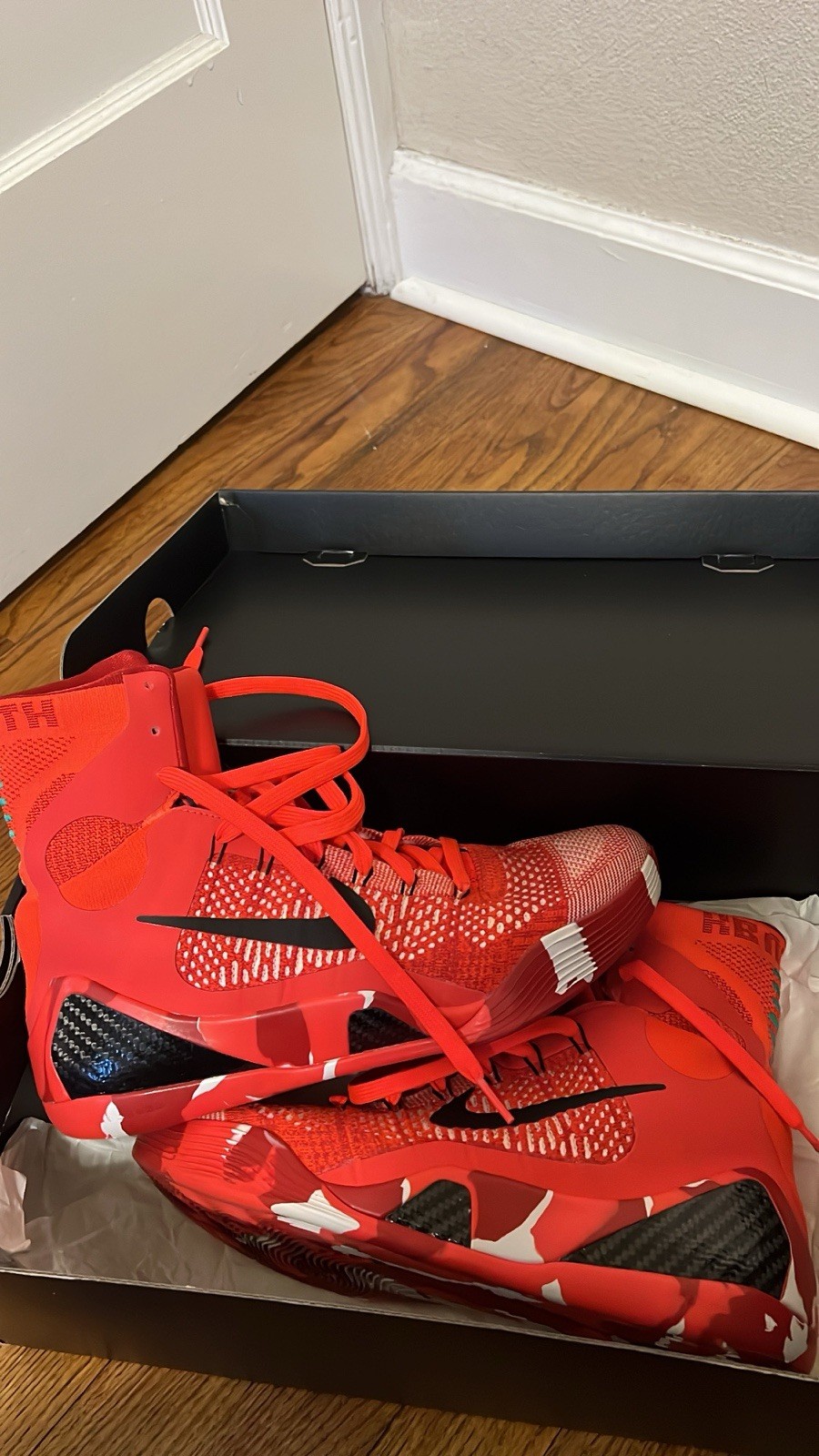 Nike Kobe 9 Elite Protro “Christmas” Nike Kobe 9 Elite Protro “Christmas”