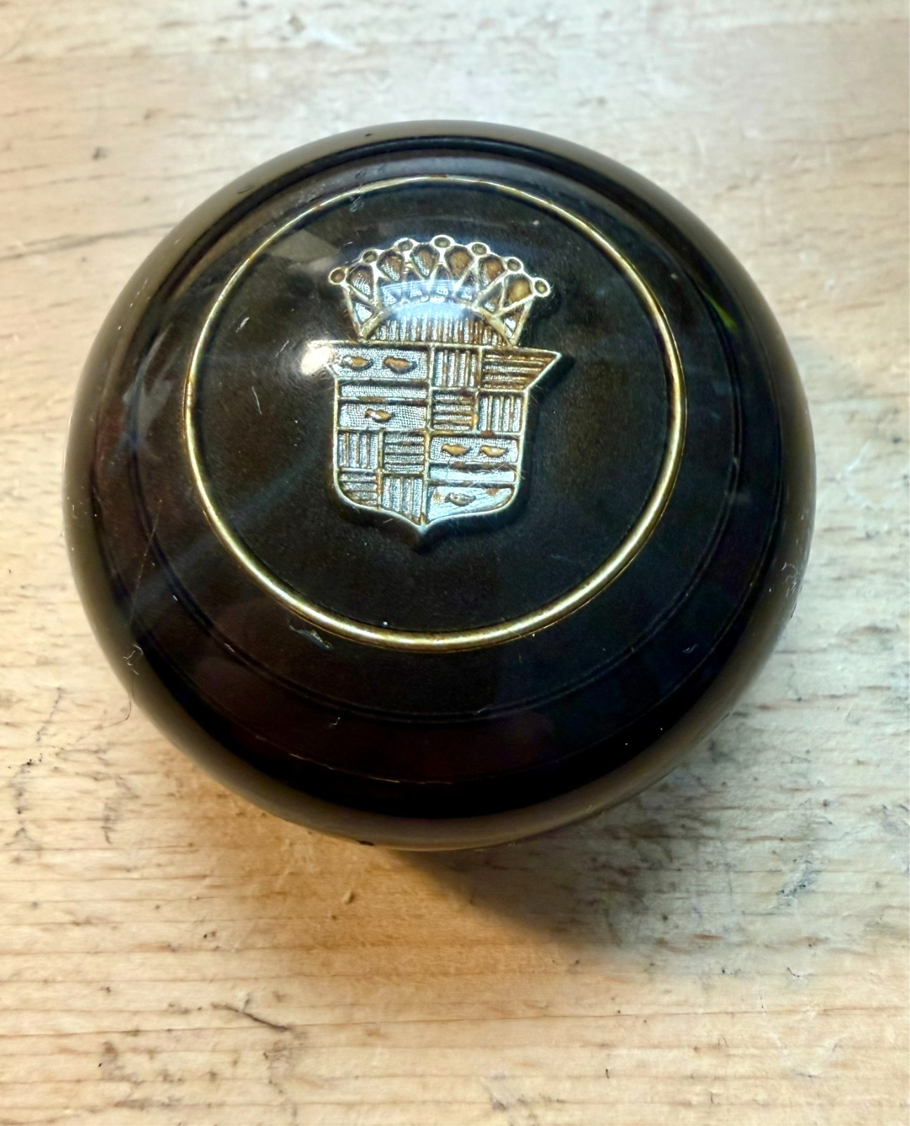1940S 1950S CADILLAC HORN BUTTON EMBLEM CREST CIRCA 40S 50S CURIO COLLECTOR CAD