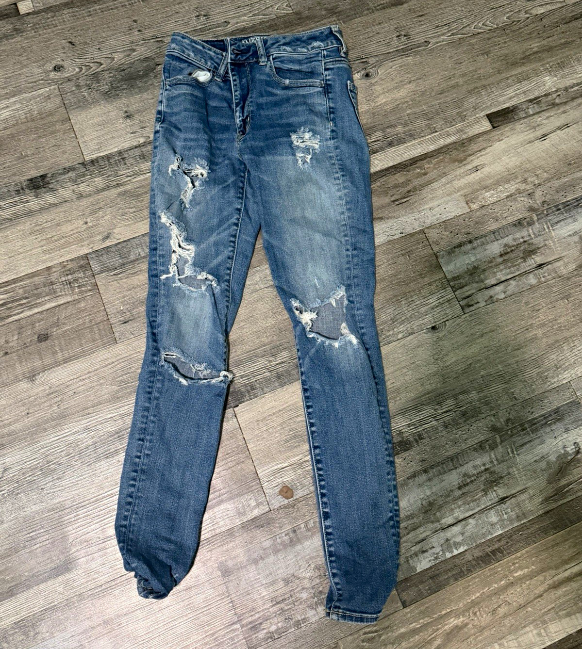 American Eagle Outfitters Super Stretch High Rise Skinny Jeans Blue Distressed