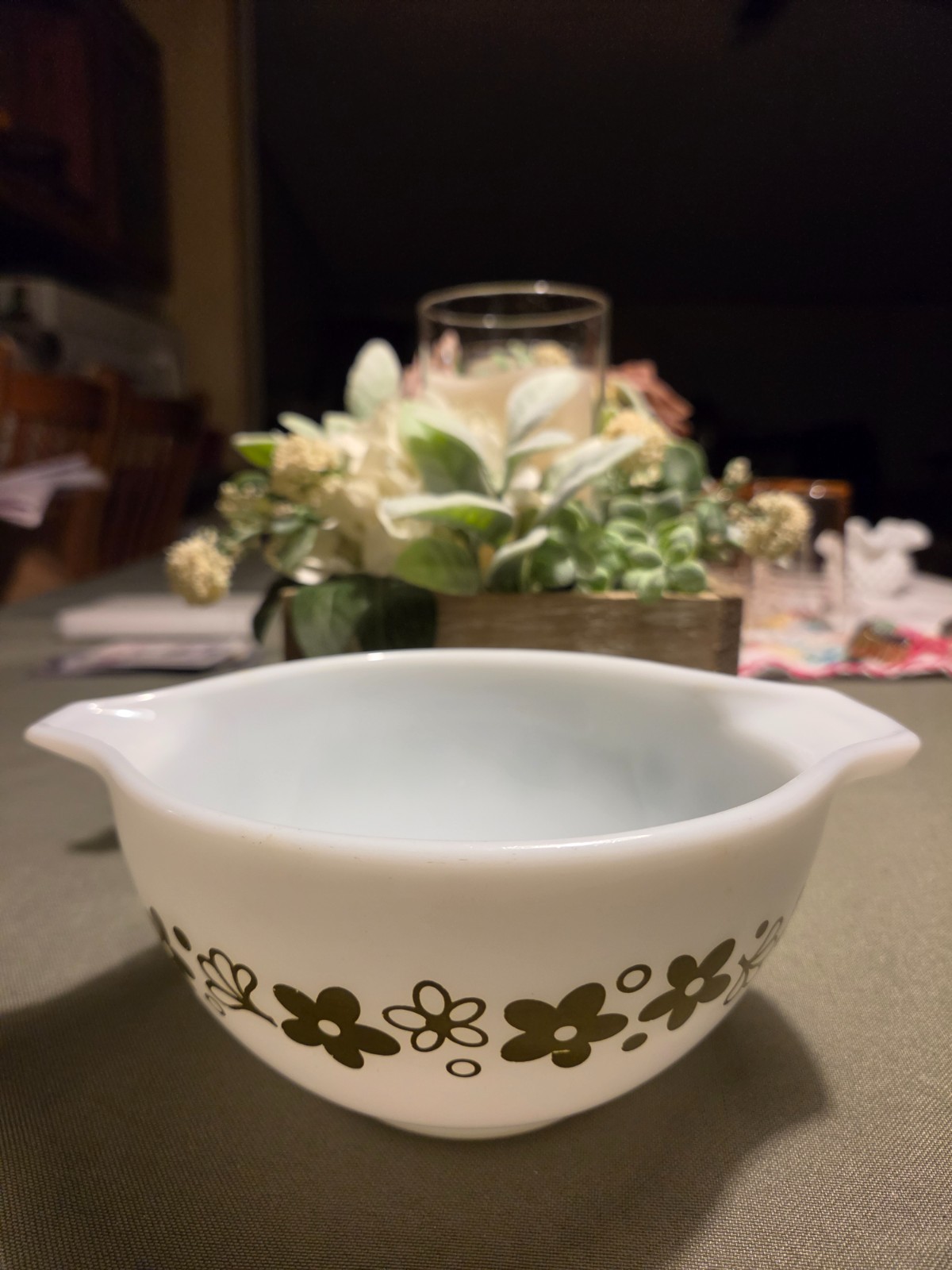 Vintage Pyrex Spring Blossom( Crazy Daisy) pattern #441 Mixing Bowl Vintage Pyrex Spring Blossom( Crazy Daisy) pattern #441 Mixing Bowl