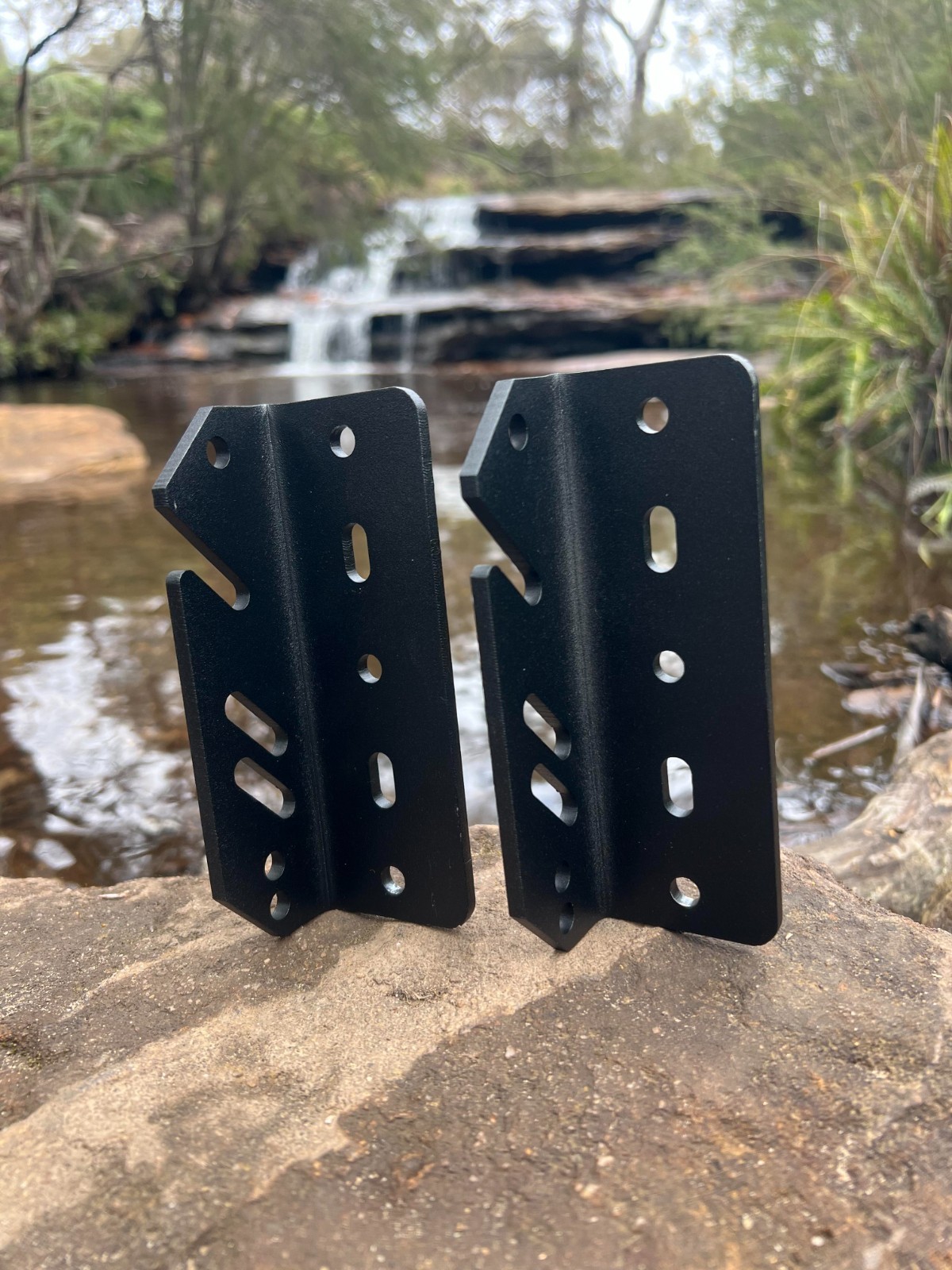 Vantura Quick Release Awning Wall Storage Brackets Pair Garage RTT 4WD