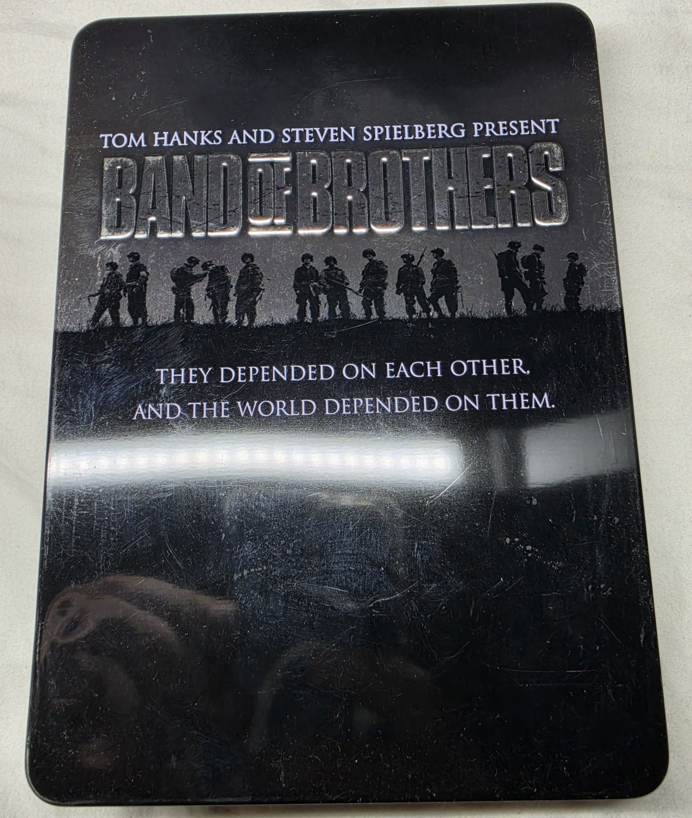 Band of Brothers DVD set Commemorative Tin edition Band of Brothers DVD set Commemorative Tin edition