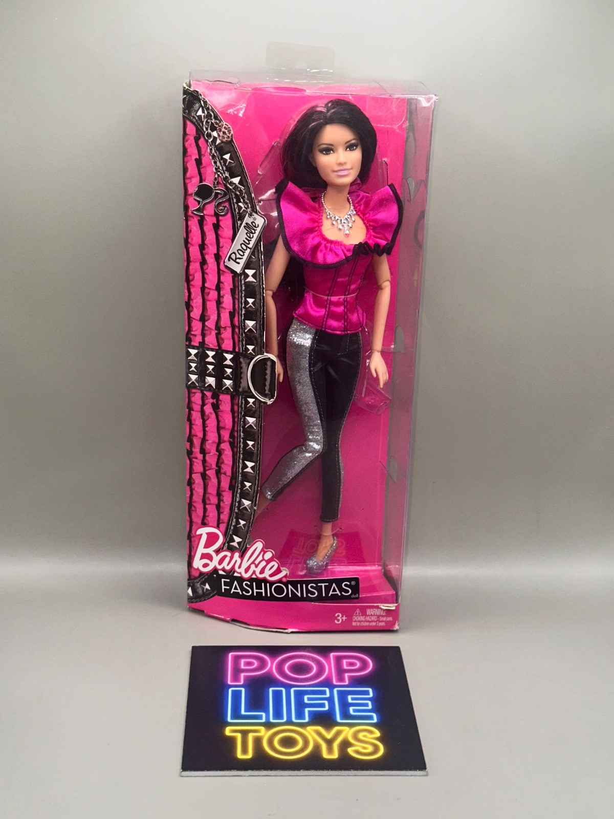 2011 Mattel Barbie “Fashionistas Raquelle” #W3900 *NRFB*