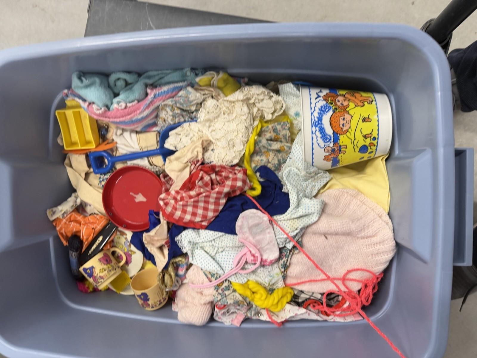 Massive Estate Lot of Vintage Cabbage Patch Kids Dolls & Clothes 1980’s