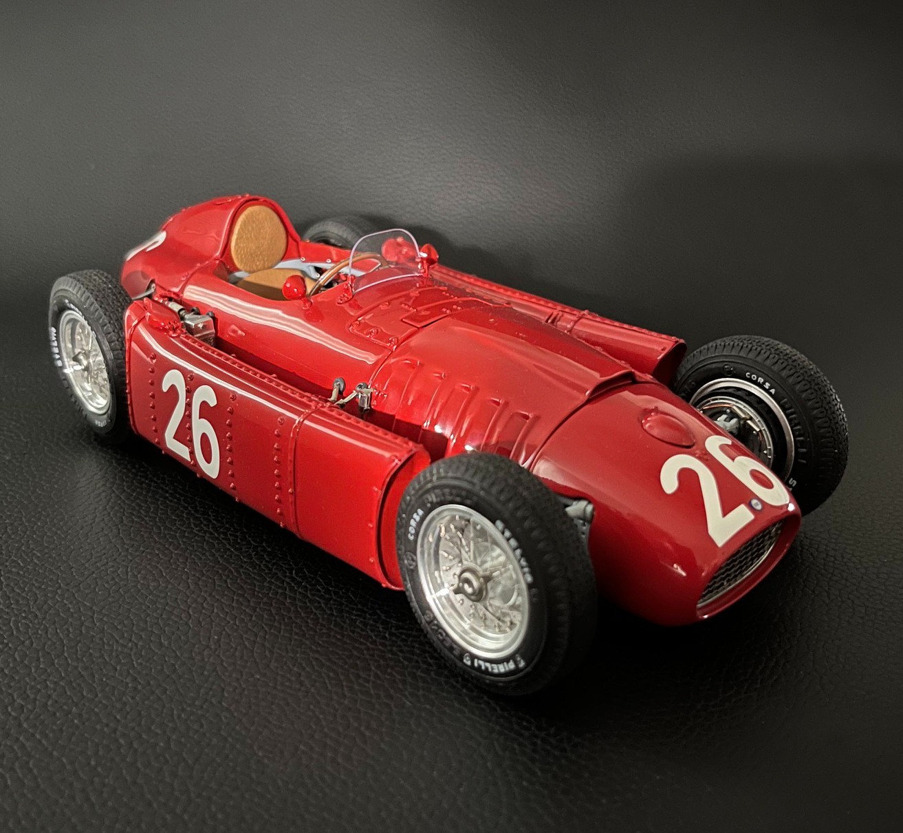 CMC Lancia D50 #26 M-176 1955 Monaco GP Alberto Ascari Inc. 1/18 figurine CMC Lancia D50 #26 M-176 1955 Monaco GP Alberto Ascari Inc. 1/18 figurine