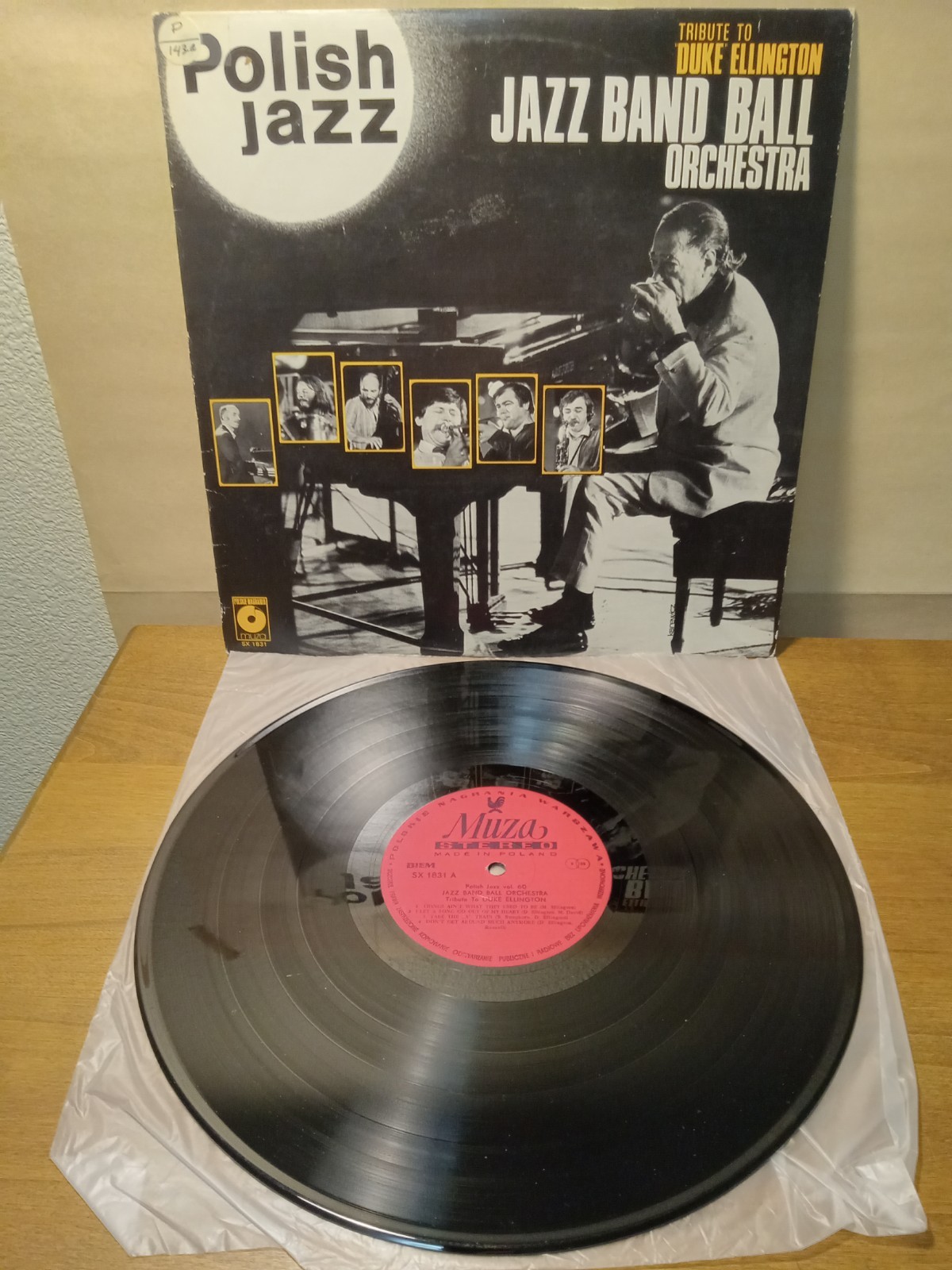 POLISH JAZZ Vol. 60 Jazz Band Ball Orchestra - Tribute To Duke Ellington LP VG+ POLISH JAZZ Vol. 60 Jazz Band Ball Orchestra - Tribute To Duke Ellington LP VG+