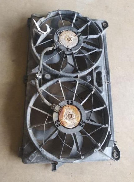 2005-2007 Chevrolet Silverado 1500 Tahoe Escalade Electric Cooling Fan Assembly