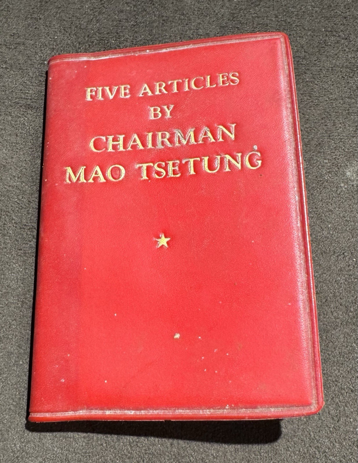 1968 FIVE ARTICLES BY CHAIRMAN MAO TSE-TUNG   1st Vest Pocket Edition 