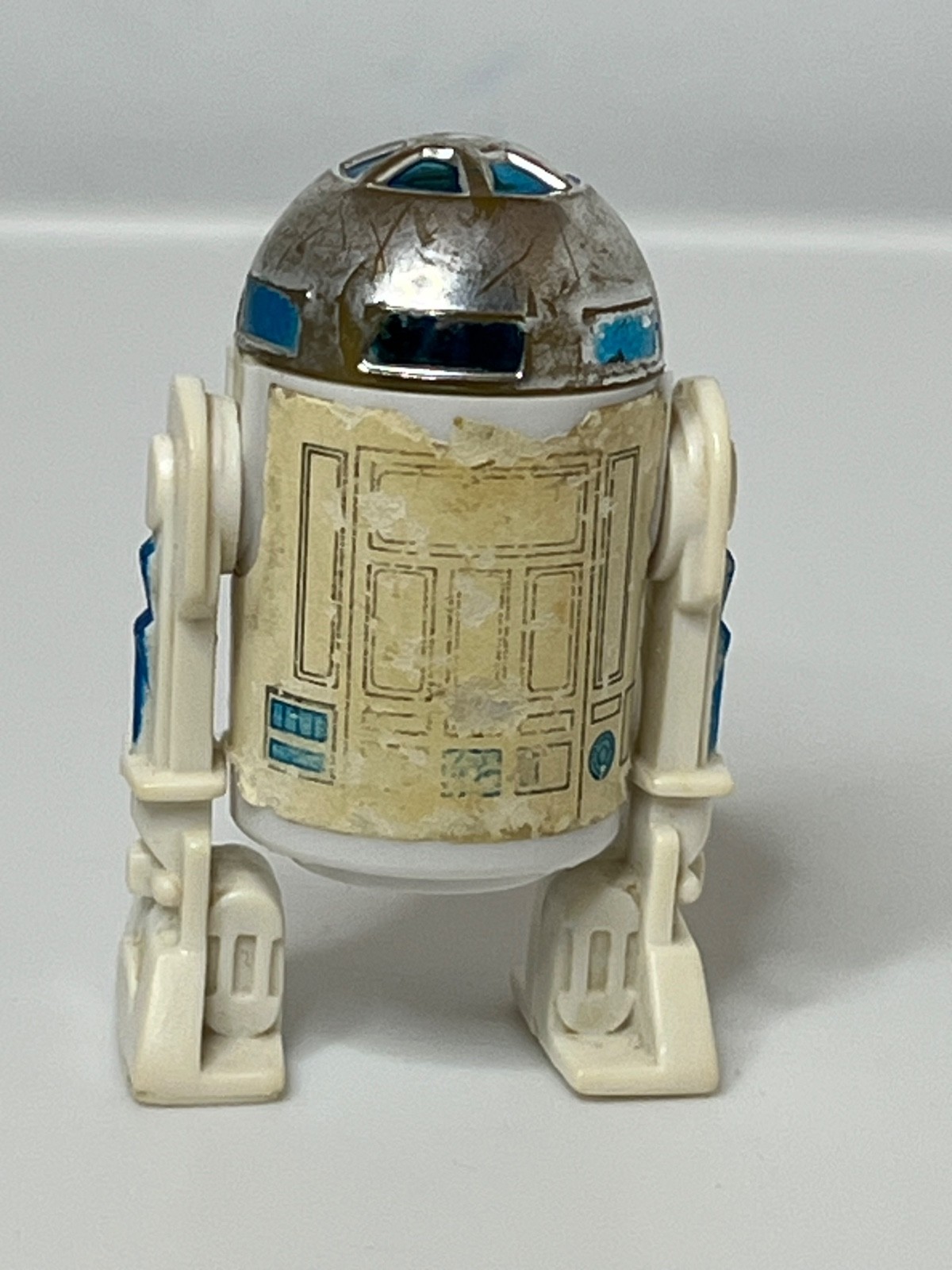 Vintage 1977 Kenner Star Wars R2-D2 Vintage 1977 Kenner Star Wars R2-D2