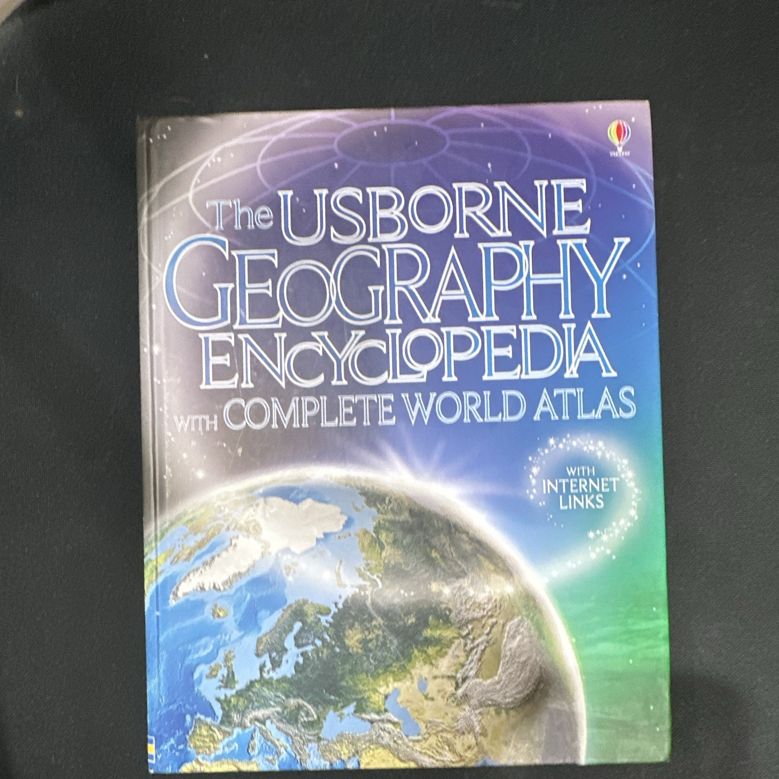 Usborne Geography Encyclopedia with Complete World Atlas - A.A. Milne Book Usborne Geography Encyclopedia with Complete World Atlas - A.A. Milne Book