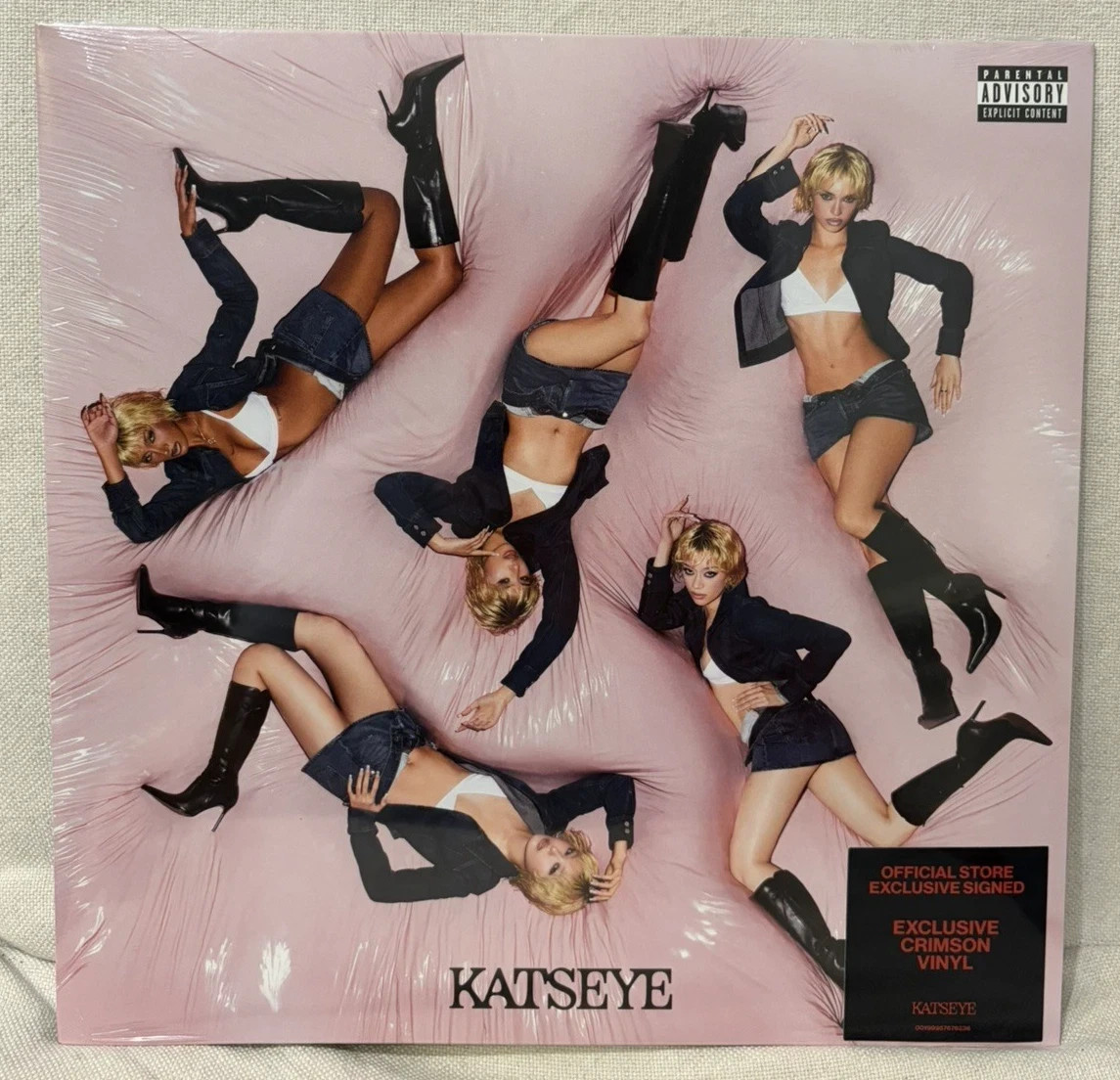 KATSEYE Wild Official Store Exclusive Signed Vinyl Crimson Sealed IN HAND KATSEYE Wild Official Store Exclusive Signed Vinyl Crimson Sealed IN HAND